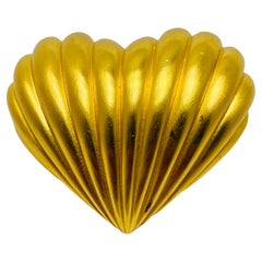  ANNE KLEIN vintage heart matte gold tone designer brooch