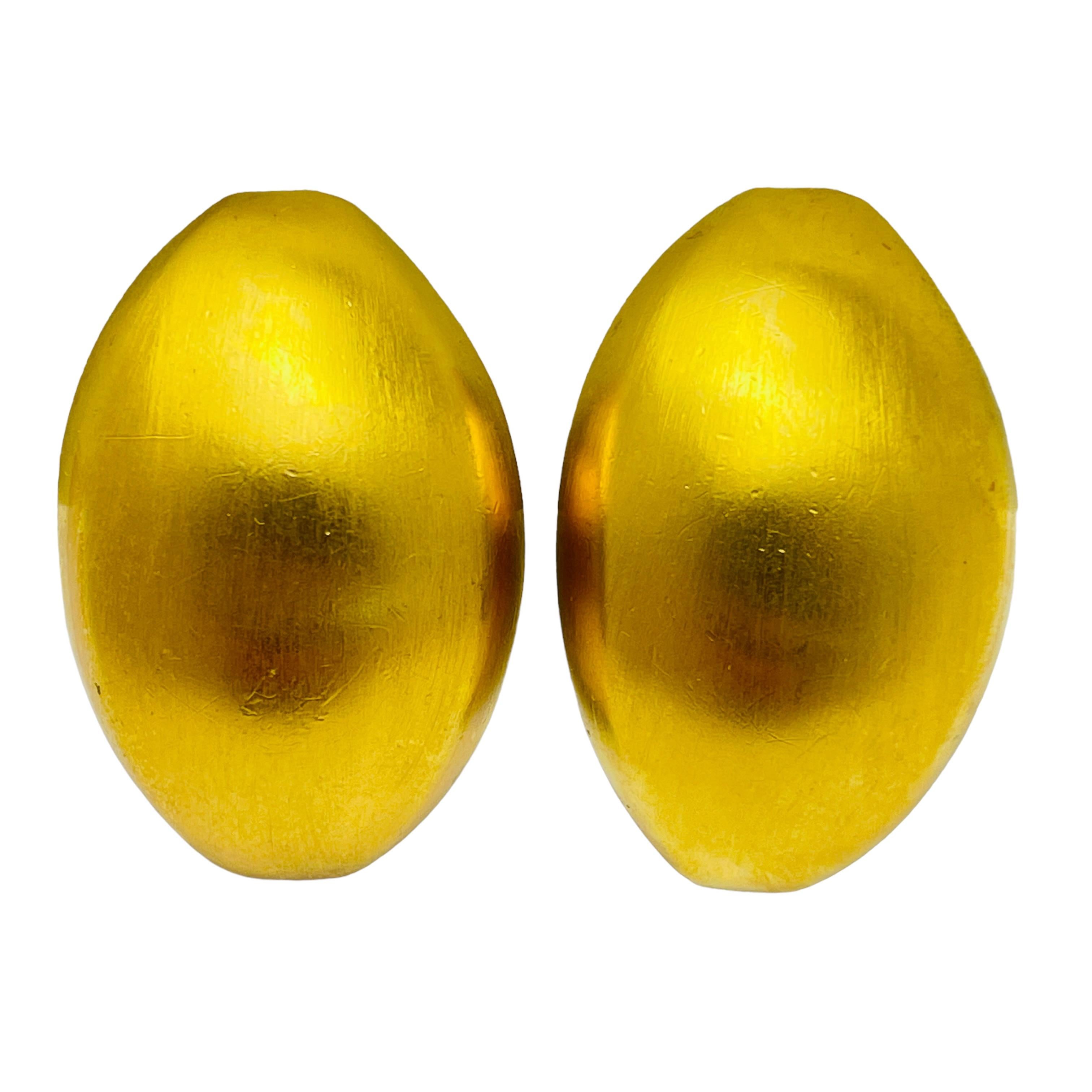 ANNE KLEIN vintage matte gold modernist designer runway earrings For Sale