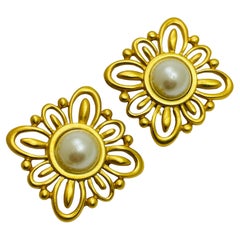 ANNE KLEIN vintage oro mate perla enorme diseñador pasarela clip en pendientes