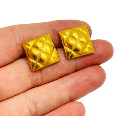 ANNE KLEIN vintage matte gold tone quilted designer 80's earrings