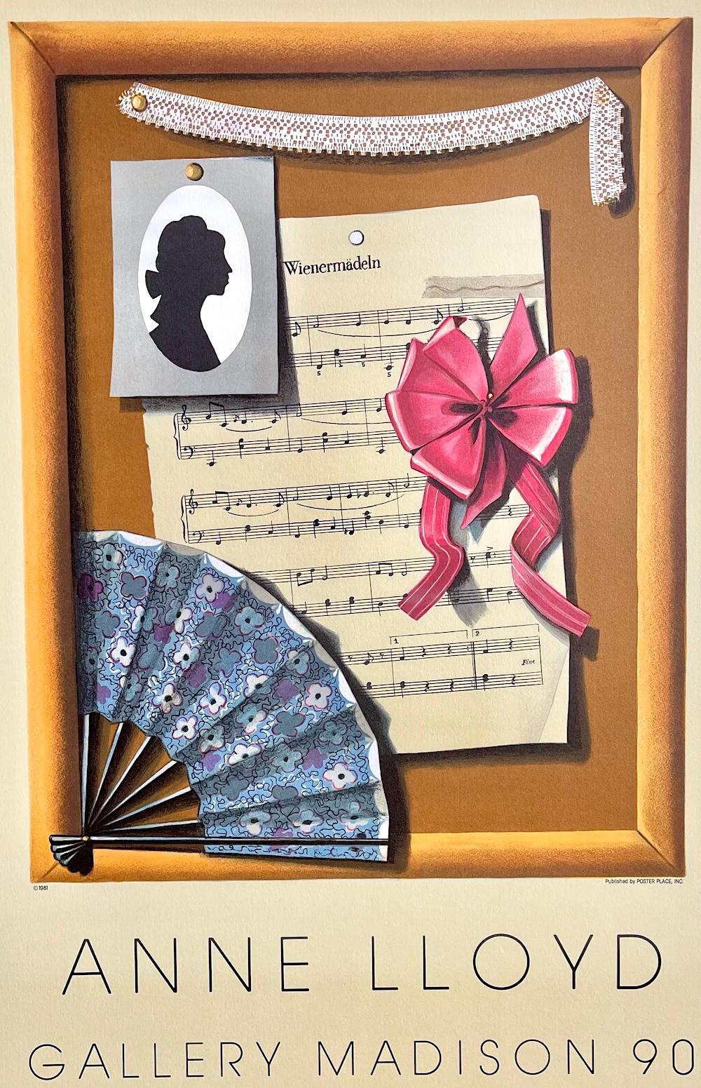 VIENNESE STILL LIFE Trompe l'Oeil Litografía, Estilo Arts and Crafts, Música, Abanico - Print de Anne Lloyd
