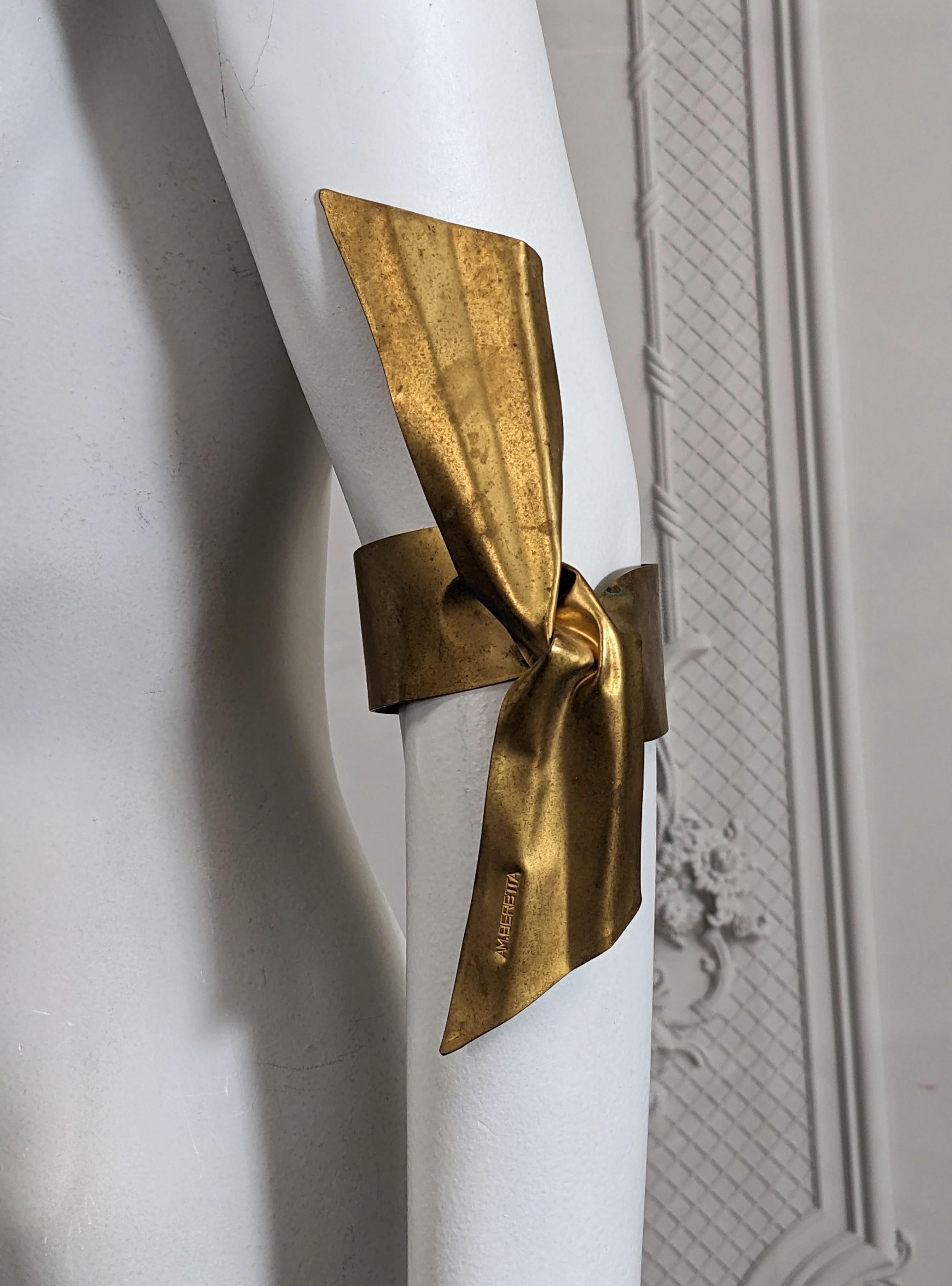 Sculpture de manchette d'art Anne Marie Beretta en vente 5