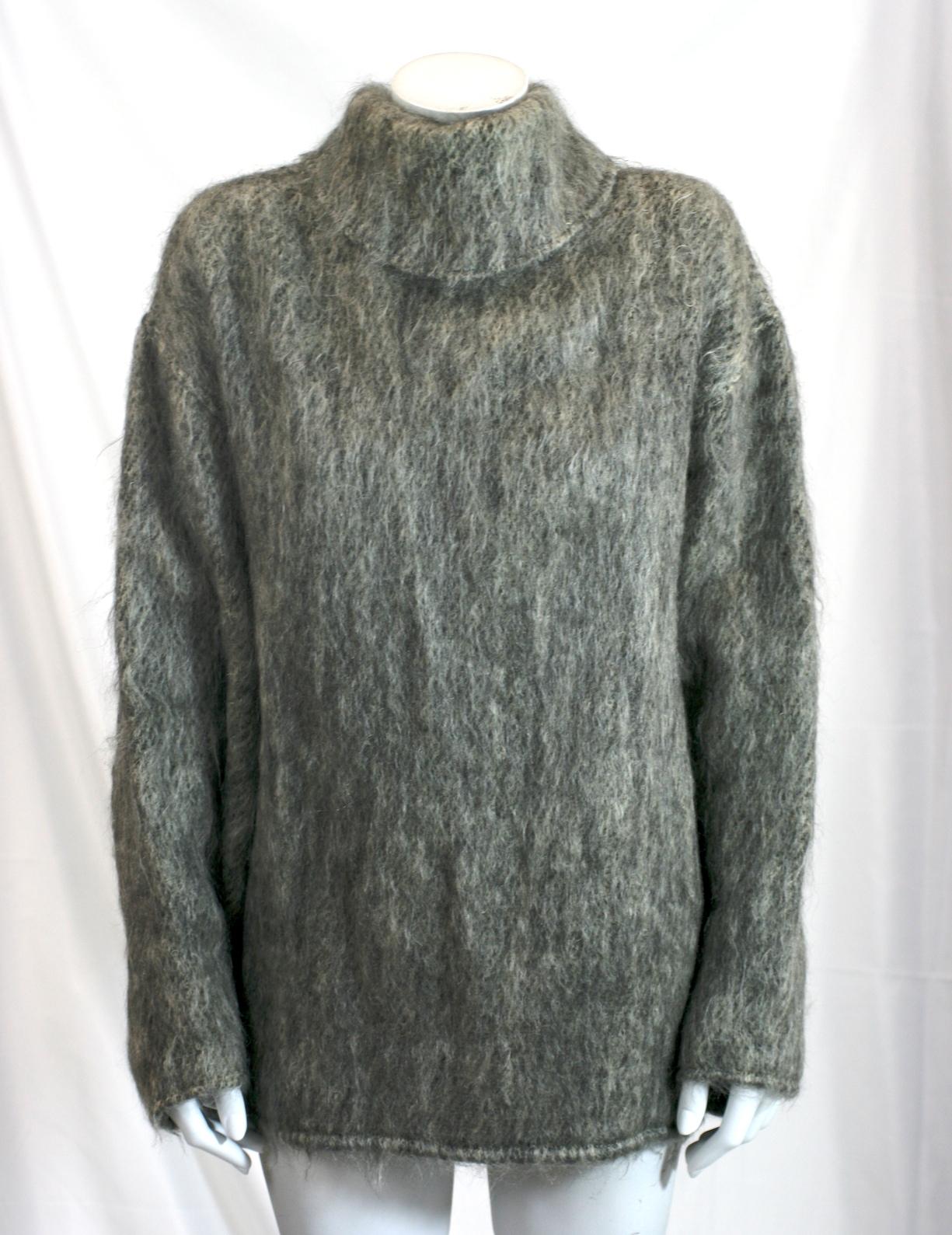 Anne Marie Beretta - Chemisier en mohair brossé Excellent état - En vente à New York, NY
