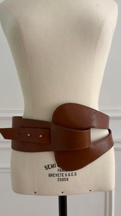 Anne Marie Beretta France, 1980s Vintage Brown Leather Women's Belt
