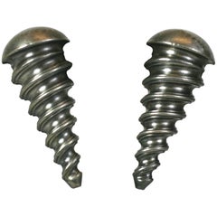 Anne Marie Beretta Boucles d'oreilles à vis surréalistes en forme de vis