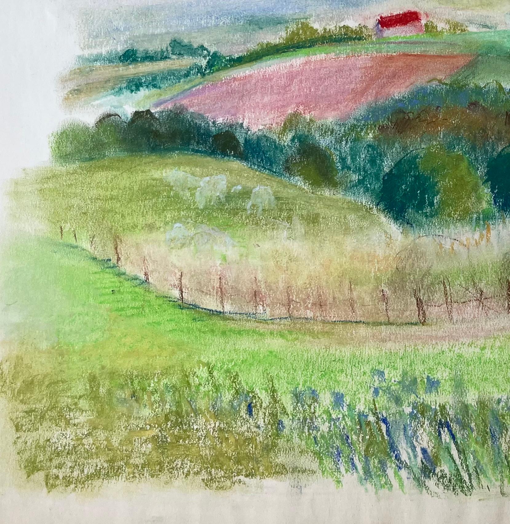 Paesaggio francese a pastello della metà del 20° secolo con Roll & Hill, cavallo e fienile rosso - Landscape Painting Grigio di Anne Marie Migette Perard
