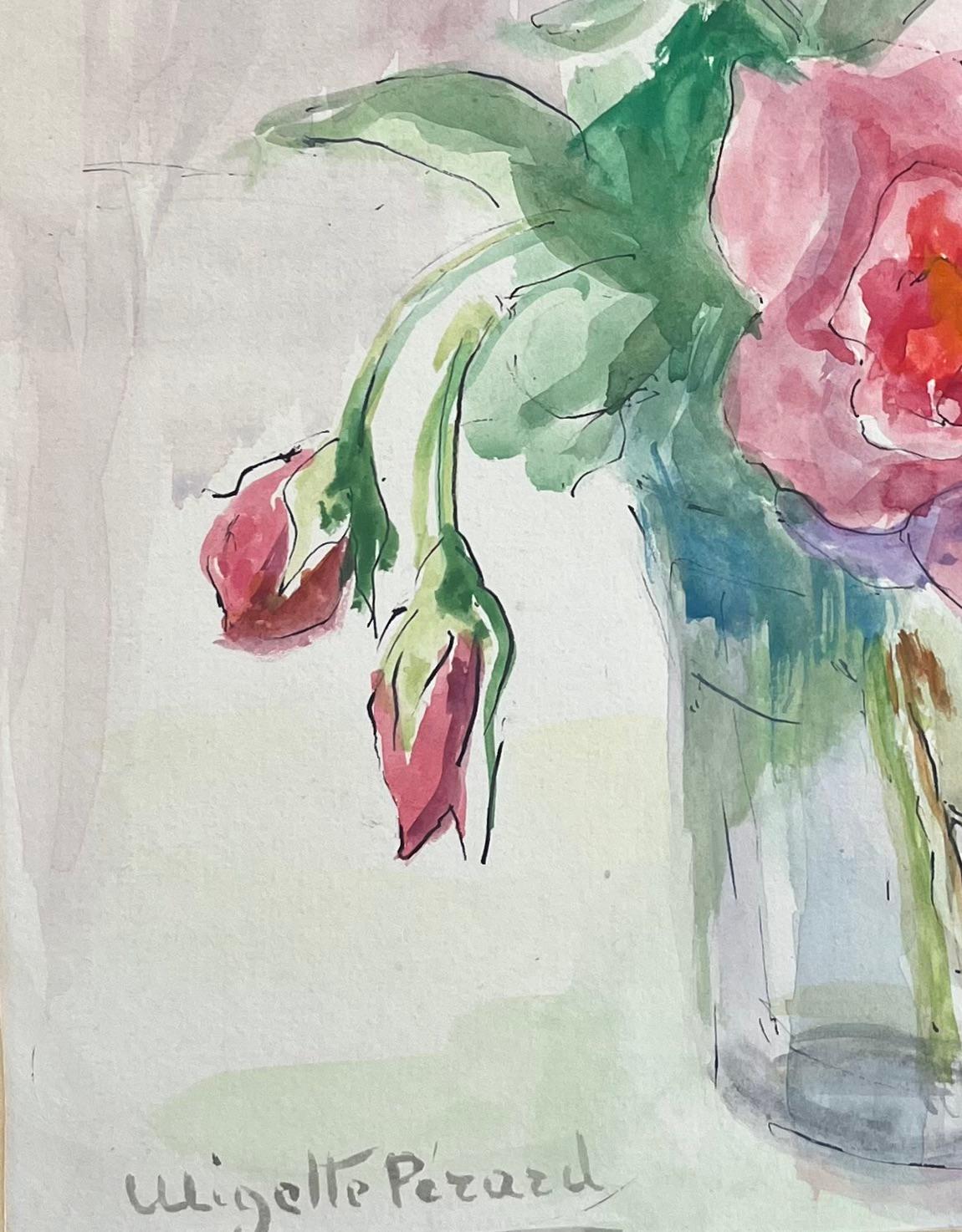 Acuarela francesa de mediados del siglo XX de rosas rosadas en un jarrón de cristal - Landscape Painting Gris de Anne Marie Migette Perard