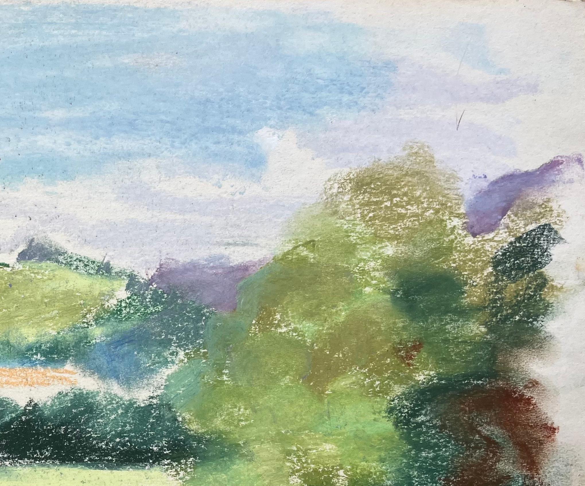 Paysage pastel français du milieu du 20e siècle du village de Bethonvilliers, en collines - Gris Figurative Painting par Anne Marie Migette Perard
