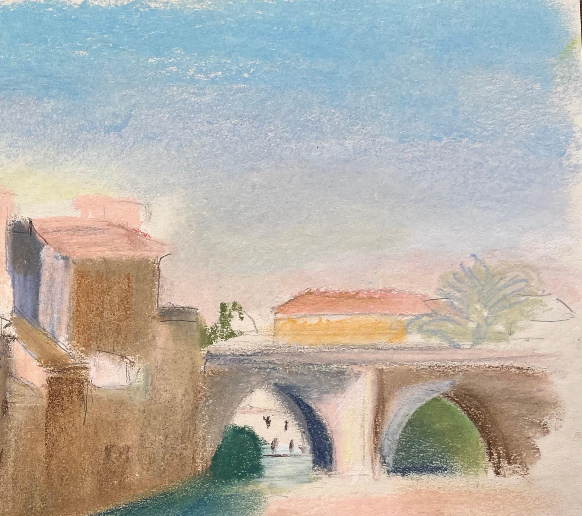 Pastello della metà del XX secolo con edifici sul lungofiume e ponte ad arco in pietra in vendita 1