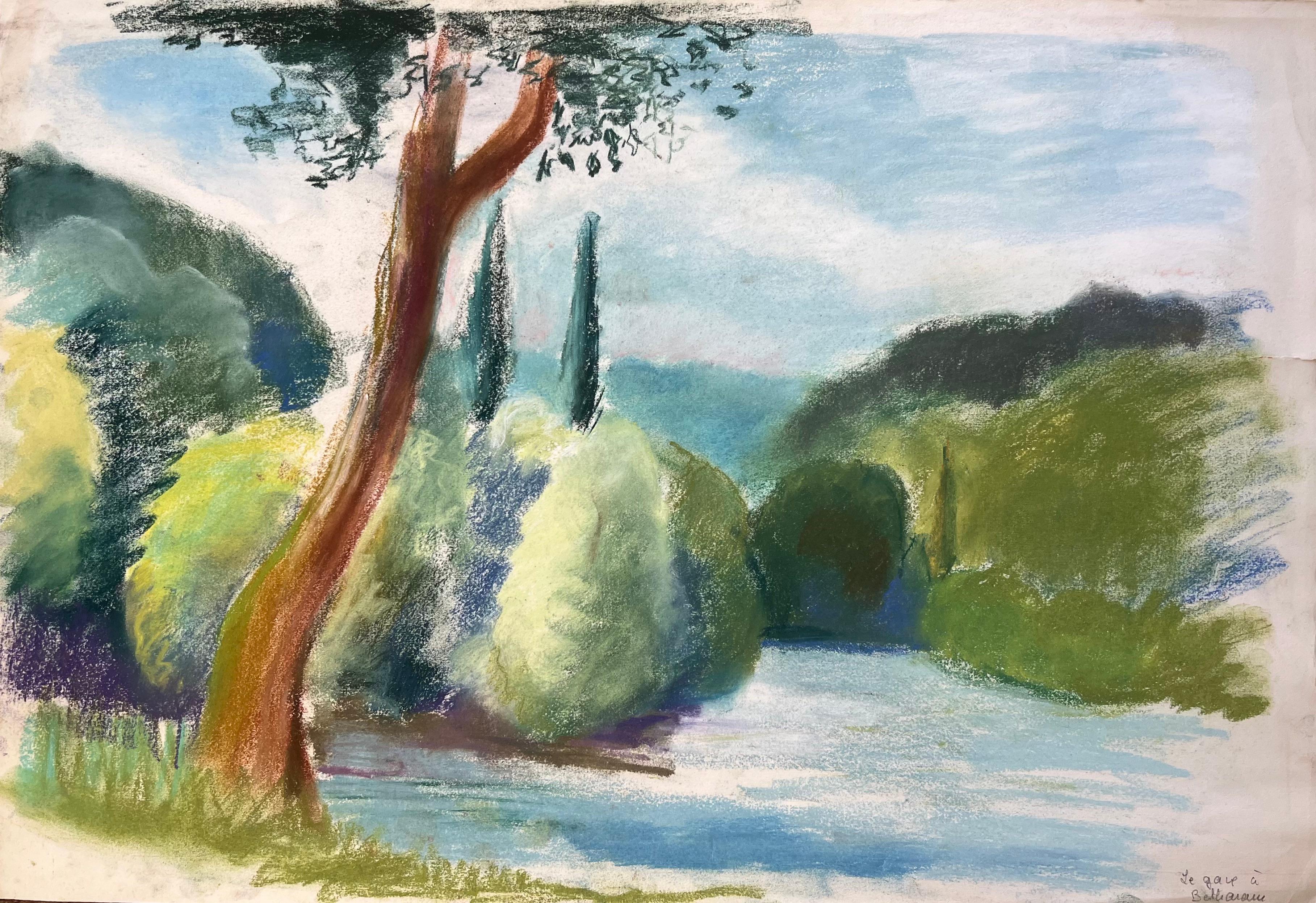 Figurative Painting de Anne Marie Migette Perard - Pastel de mediados del siglo XX del río Brantôme en Francia