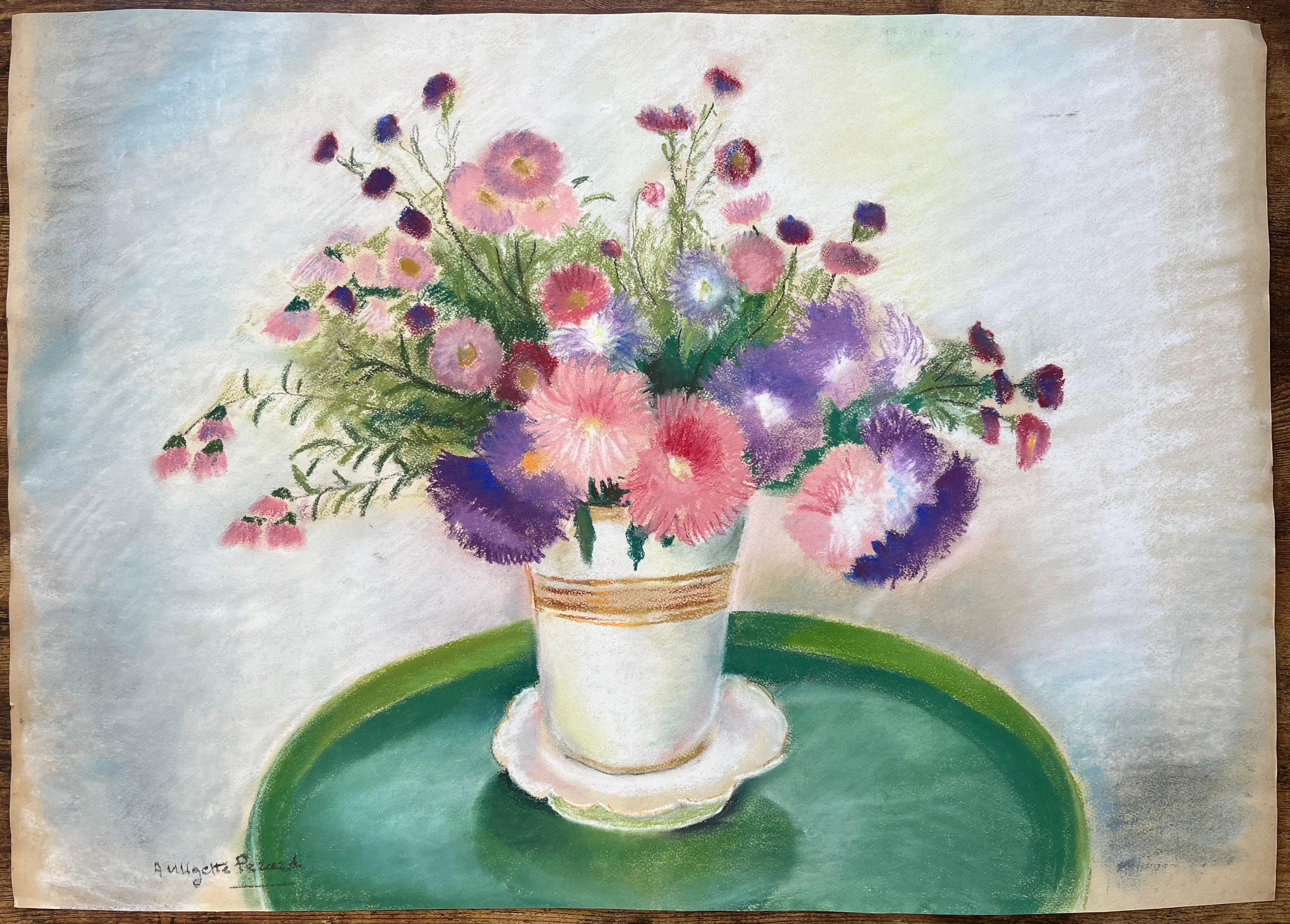 Pastello post-impressionista di fiori selvatici in vaso bianco della metà del XX secolo - Painting di Anne Marie Migette Perard