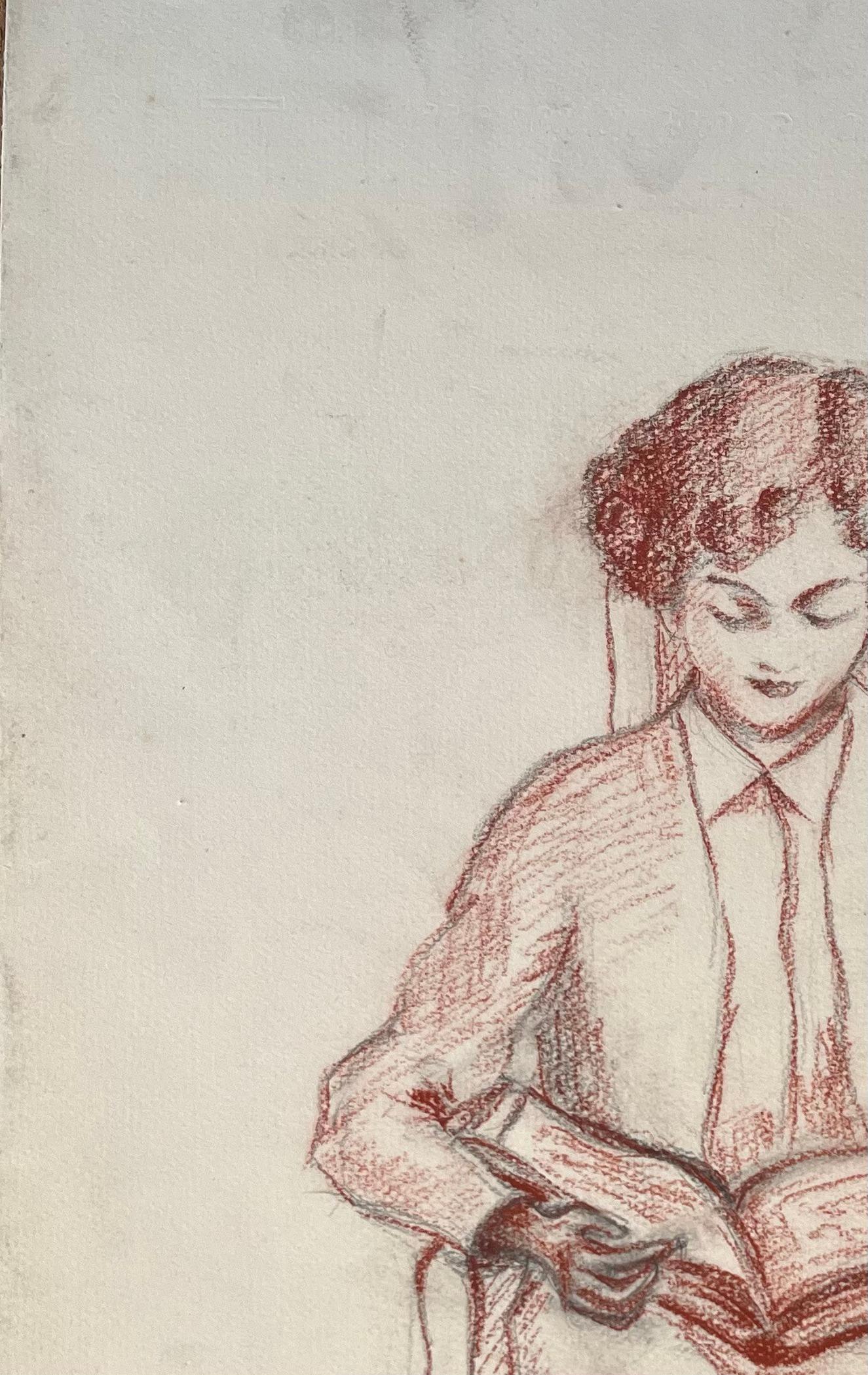 Titolo: Disegno a pastello rosso francese di metà secolo di madre che legge al bambino su un piccolo sgabello
di Anne Marie Migette Perard (francese, 1902-1977)
Medio: Pastello e matita su carta non incorniciata
Dimensioni: 19,25 pollici (altezza) x