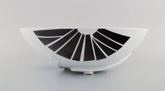 Anne Marie Trolle per Royal Copenhagen, rara ciotola a collage in maiolica