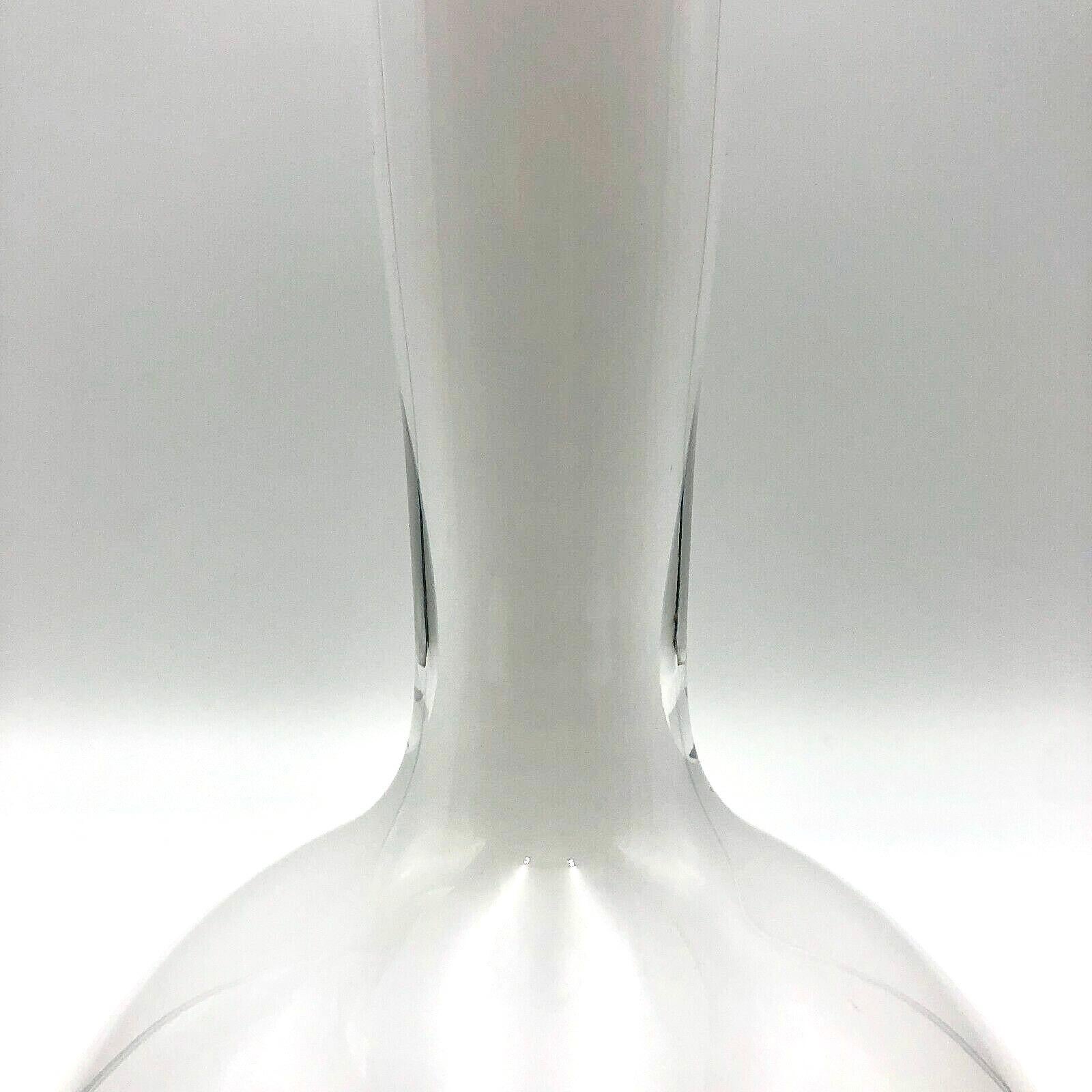 Seltene signierte Vase aus weißem Glas von Anne Nilsson für Orrefors Expo 1998 im Angebot 4
