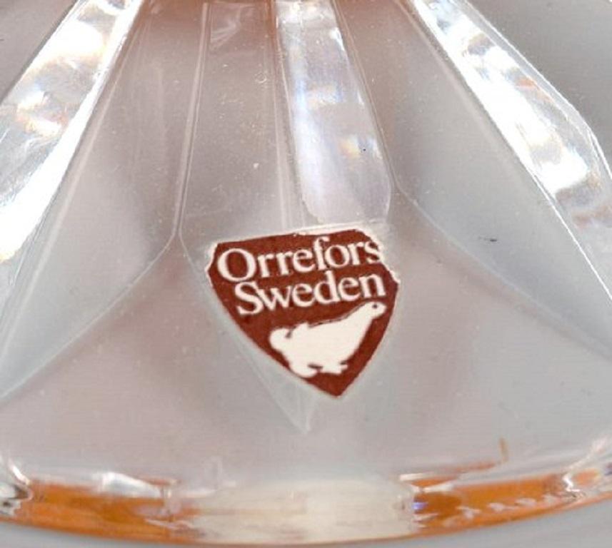 Anne Nilsson pour Orrefors, vase en verre d'art transparent et orange soufflé à la bouche, années 1980 Excellent état - En vente à Copenhagen, DK