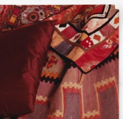 Figura femenina arrodillada