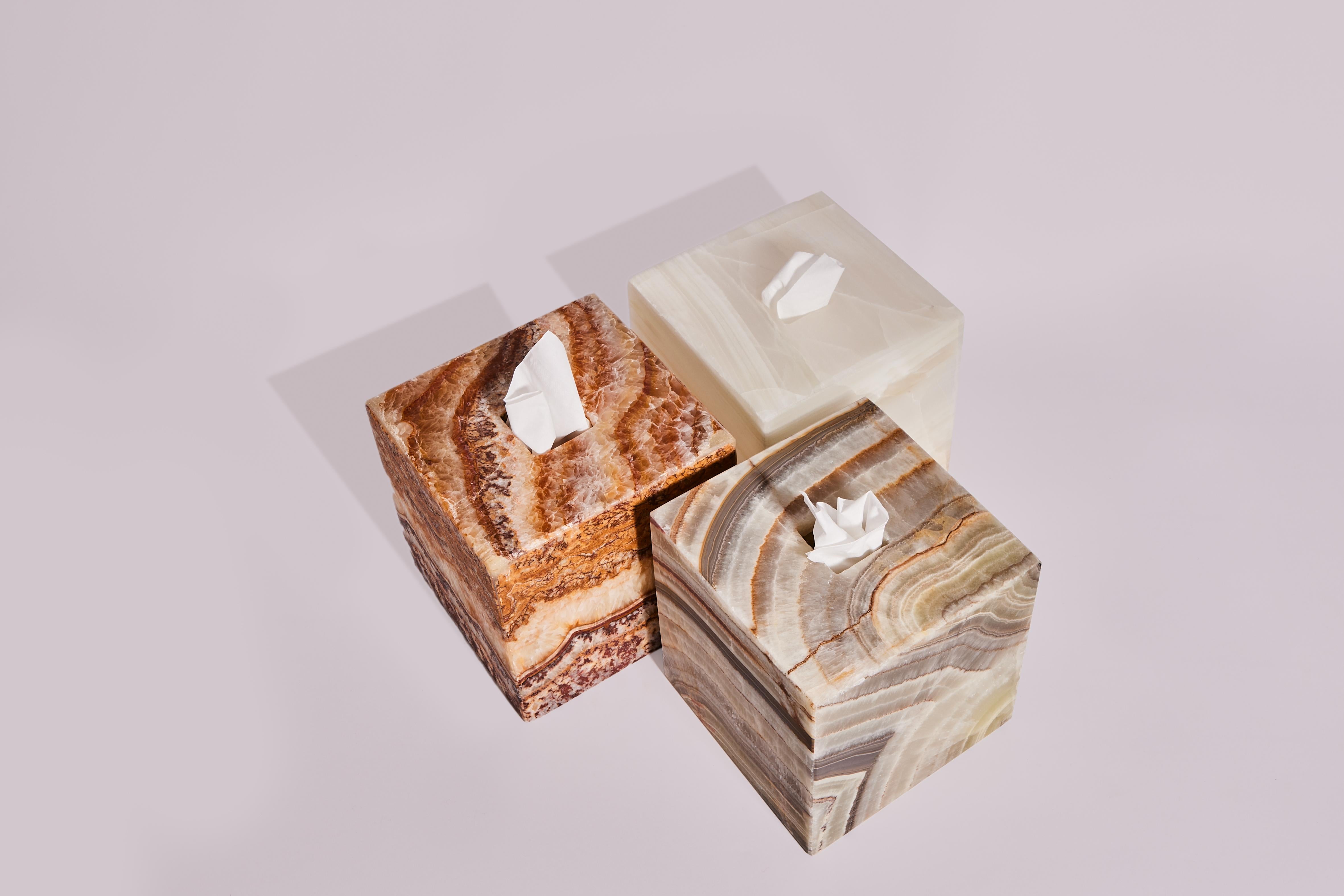 South American Anne Tissue Box - White Onyx - Studio Gaïa For Sale