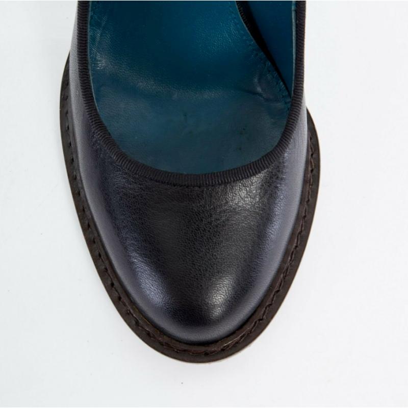 ANNE VALERIE HASH - Chaussures à talons épais en cuir noir avec bouts ronds empilés EU37 US7 GB4 en vente 1