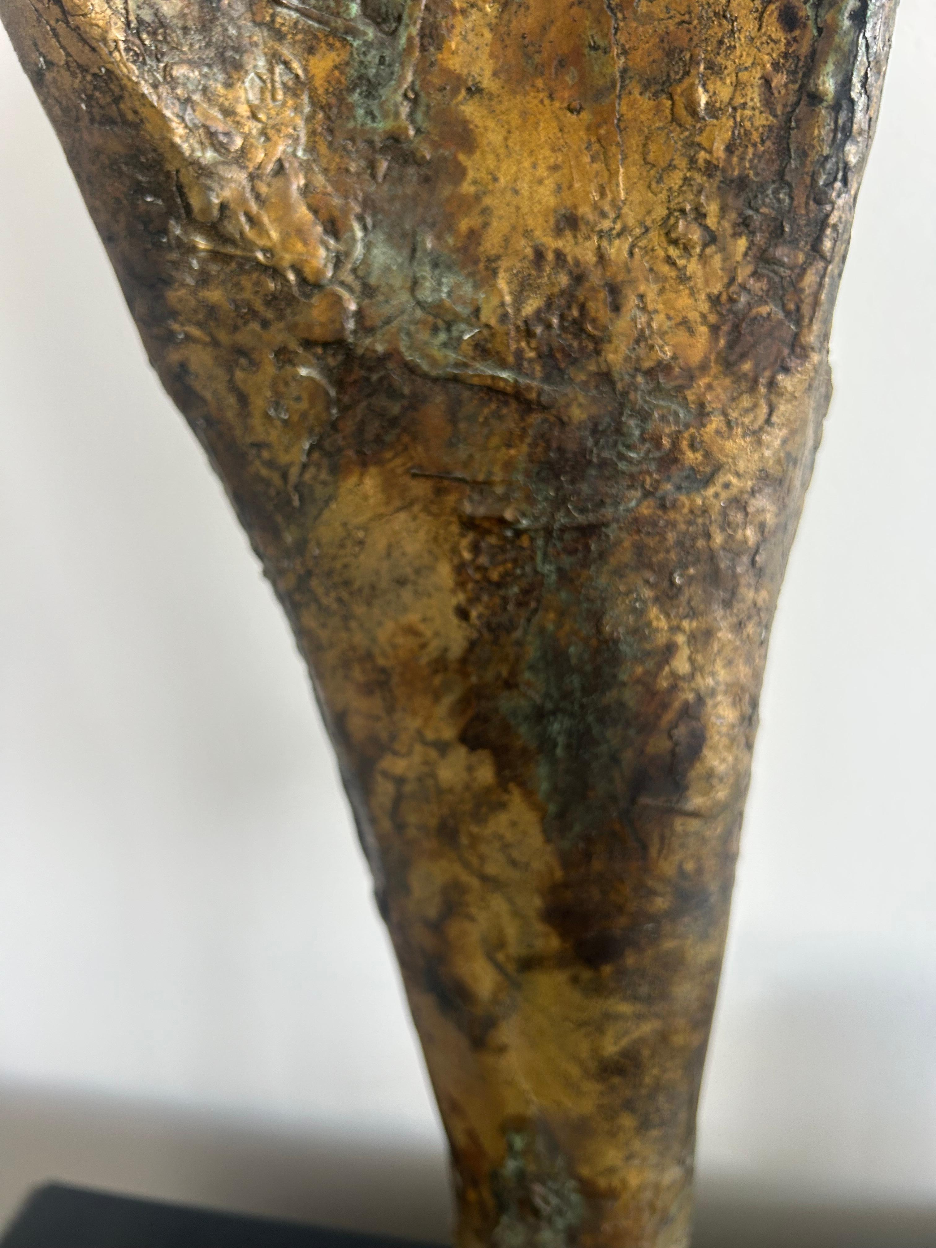 Anne Van Kleeck donna in piedi in bronzo brutalista in vendita 4