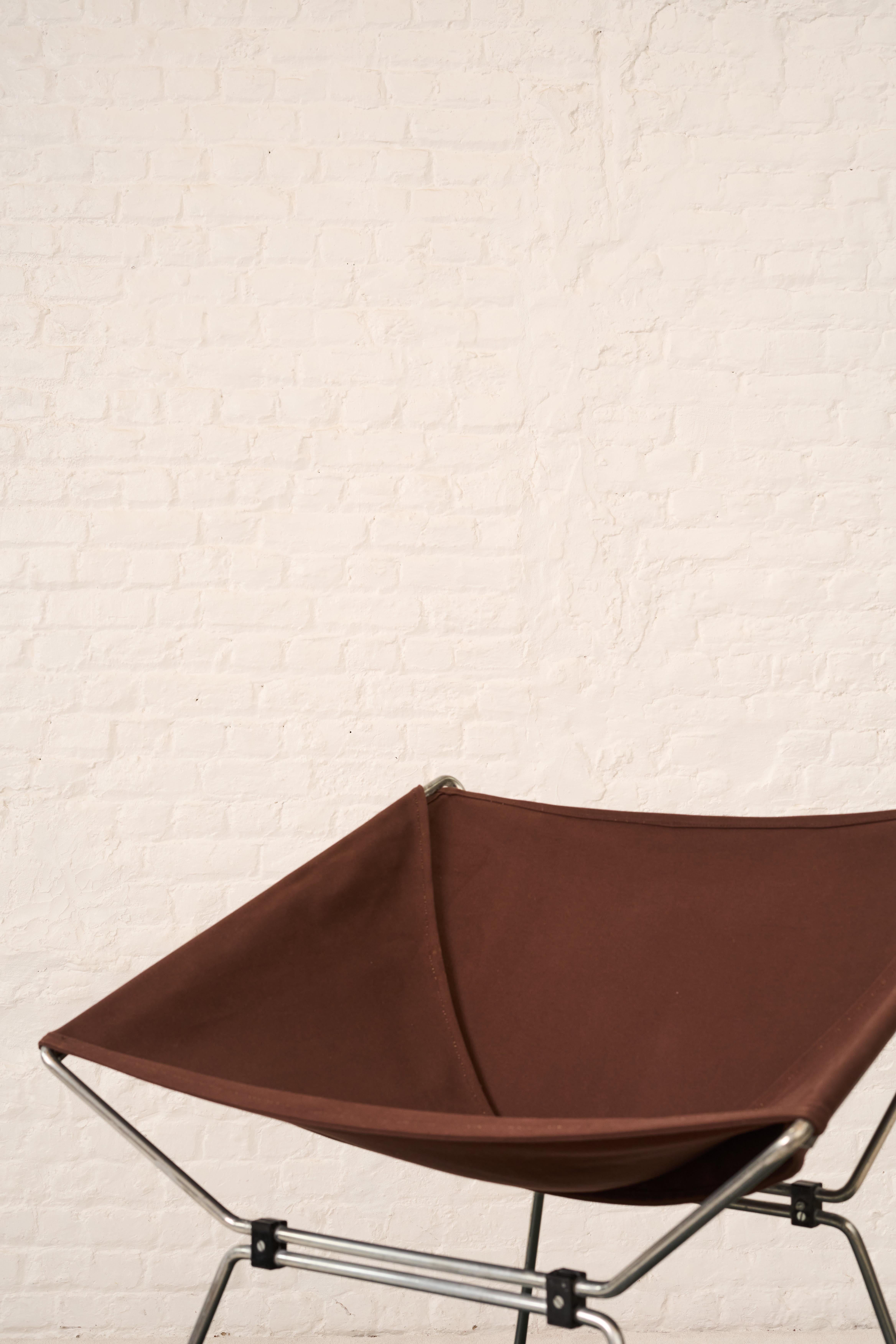 CHAISE LOUNGE ANNEAU AP-14 Pierre Paulin pour Polak 3