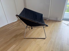 “Anneau” chair by Pierre Paulin, designed in the 1950s and produced by AP Polak