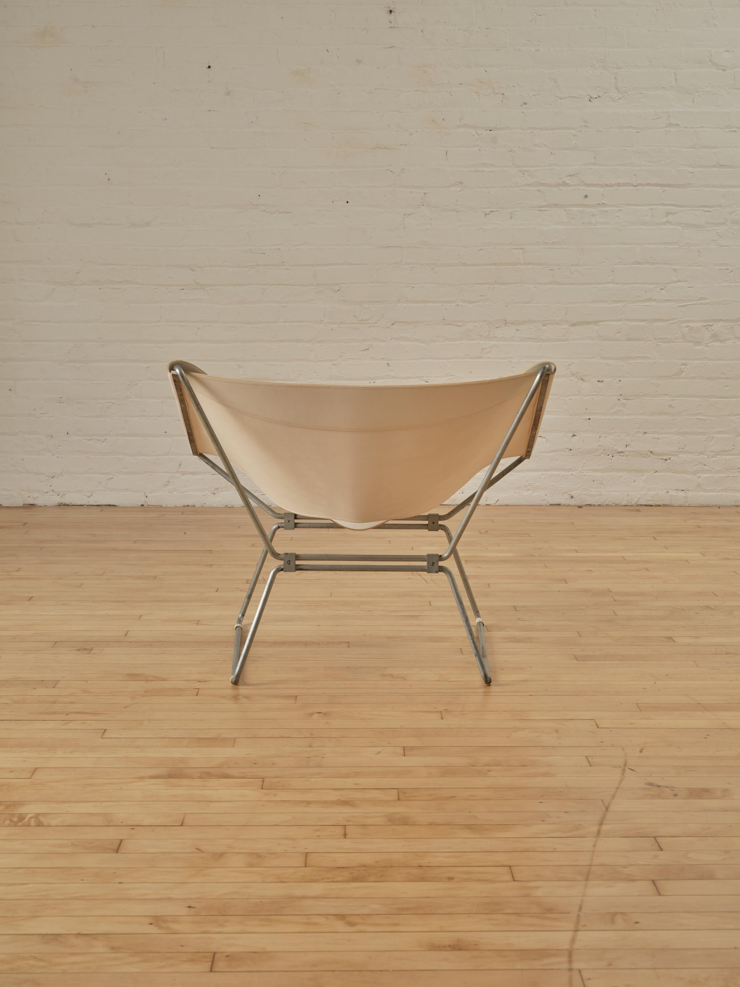 Anneau Chair by Pierre Paulin for AP Polak (Model Ap-14) In Good Condition For Sale In Long Island City, NY