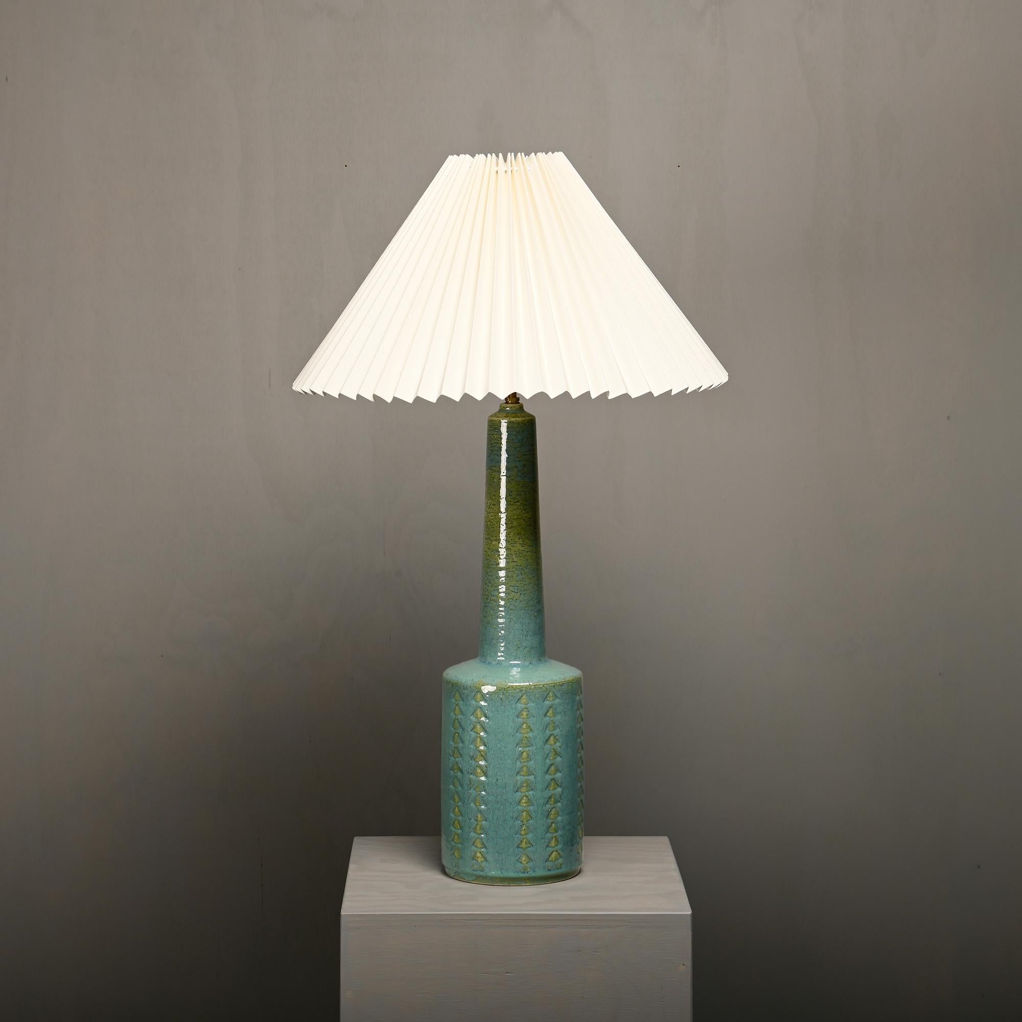 Large ceramic Table Lamp by Annelies & Per Linnemann-Schmidt for Palshus, Denmark, 1960s. The lamp, made of Chamotte Stoneware, is in very good condition with bright azure and green hues. Rewired and fitted with a brass (E26 / E27) fitting. Suitable
