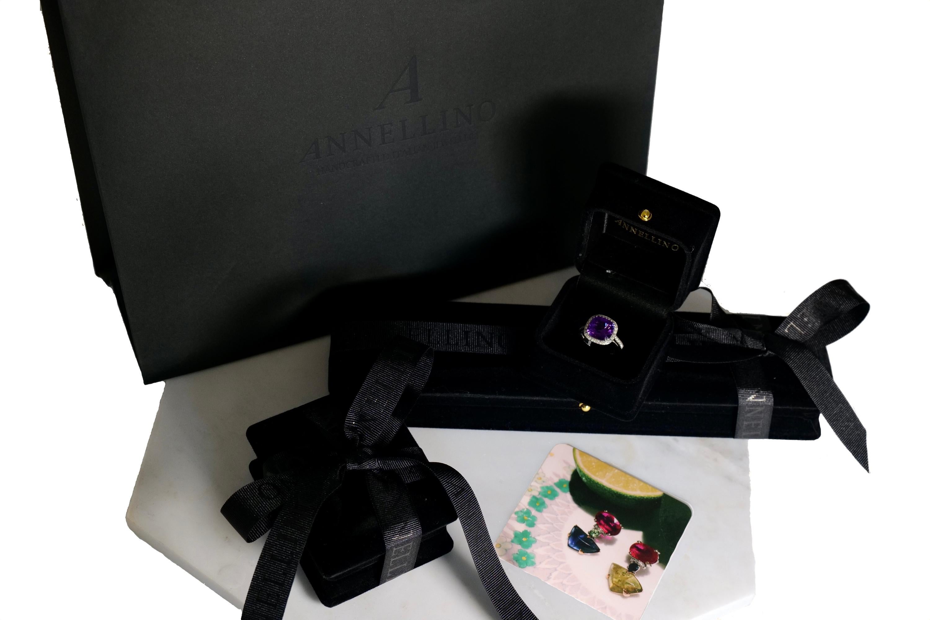 Annellino Italian Fine Jewellery Black Diamond Flower White Gold Stud Earrings In New Condition For Sale In London, GB