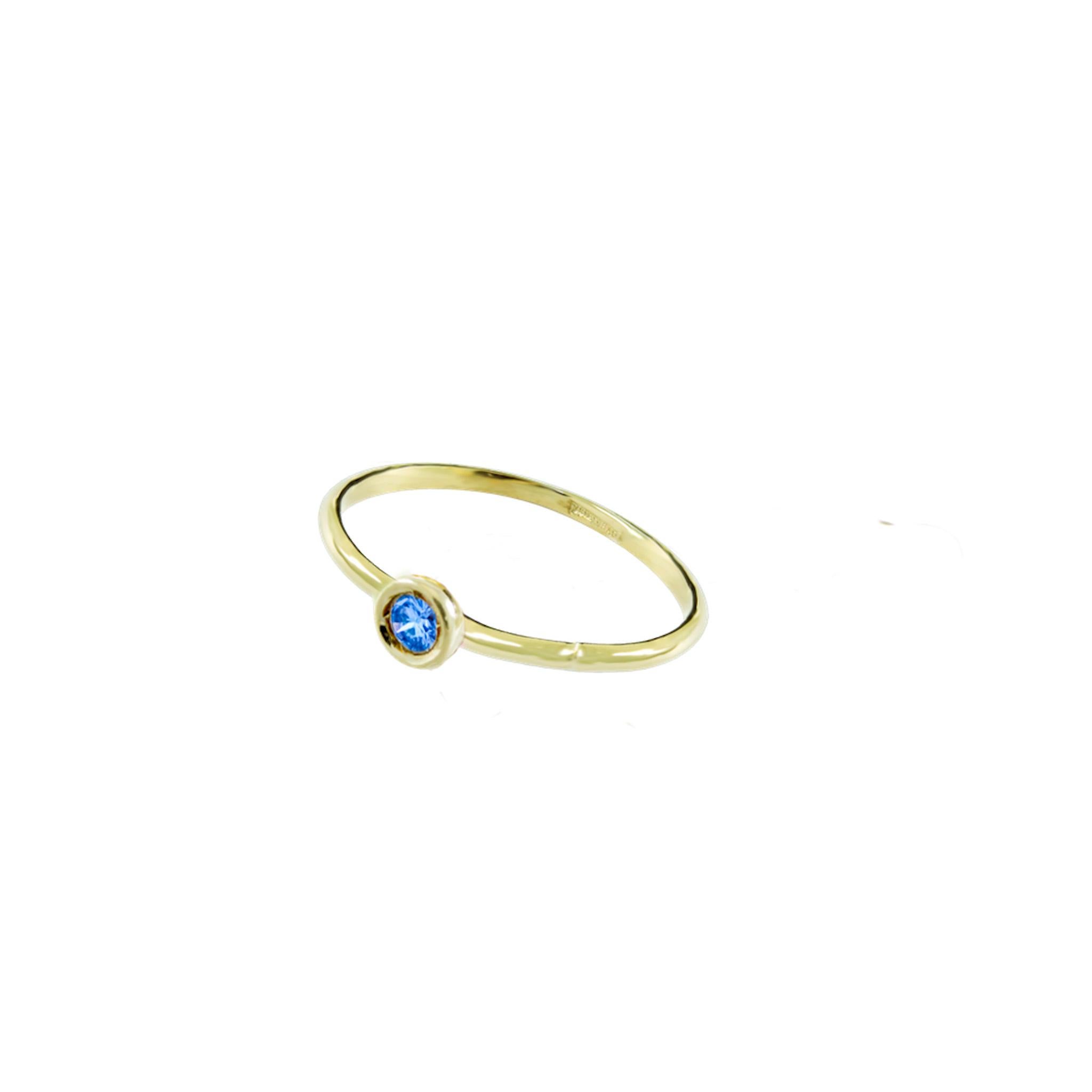 Contemporary Annellino Italian Fine Jewellery Pink Sapphire Bezel Set 18K Stacking Ring For Sale