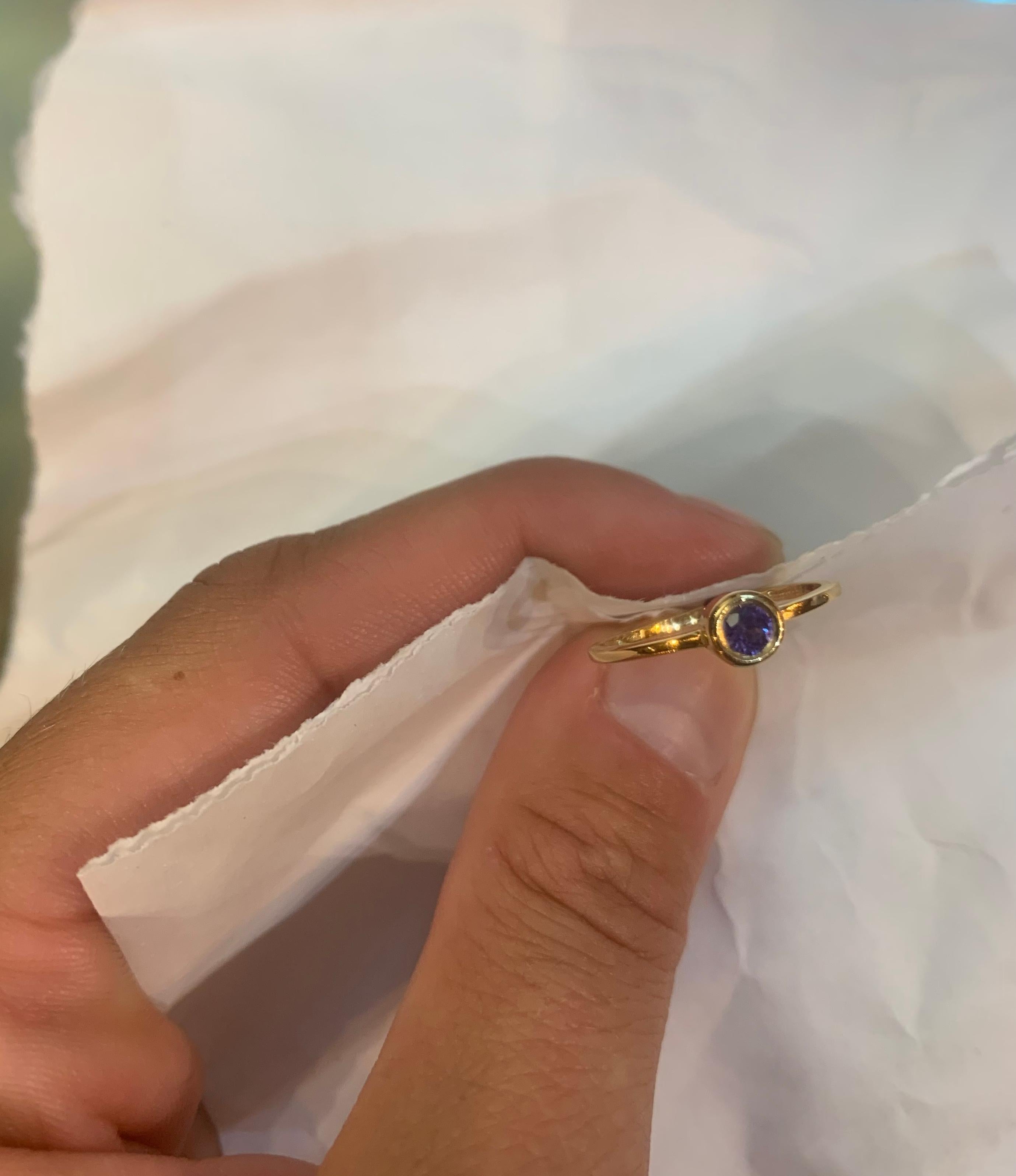 Contemporary Annellino Italian Fine Jewellery Topaz Bezel Set 18kt Stacking Ring For Sale