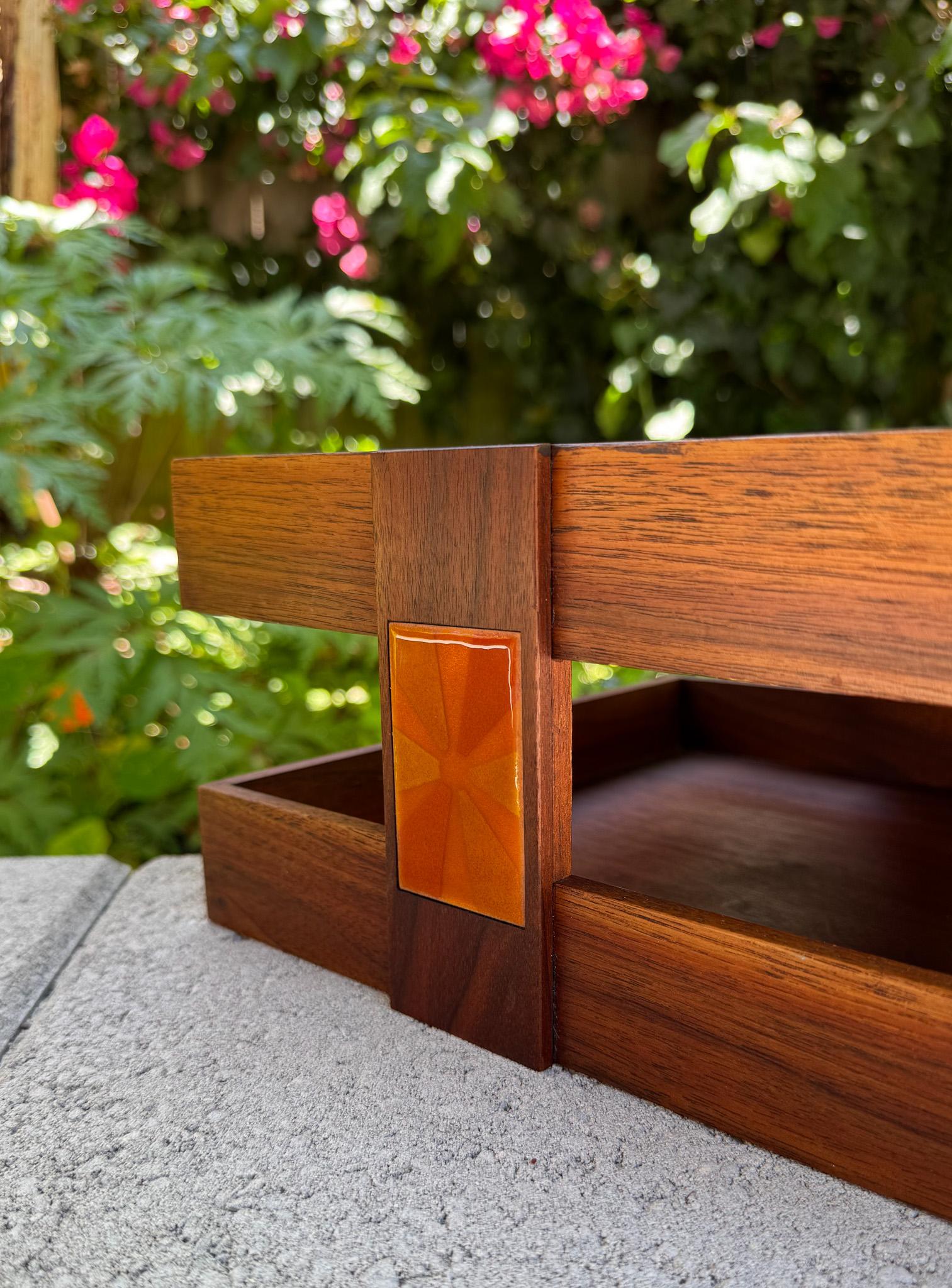 Annemarie Davidson & Blaine Rath Walnut & Enamel Letter Tray, California, c.1970 For Sale 5