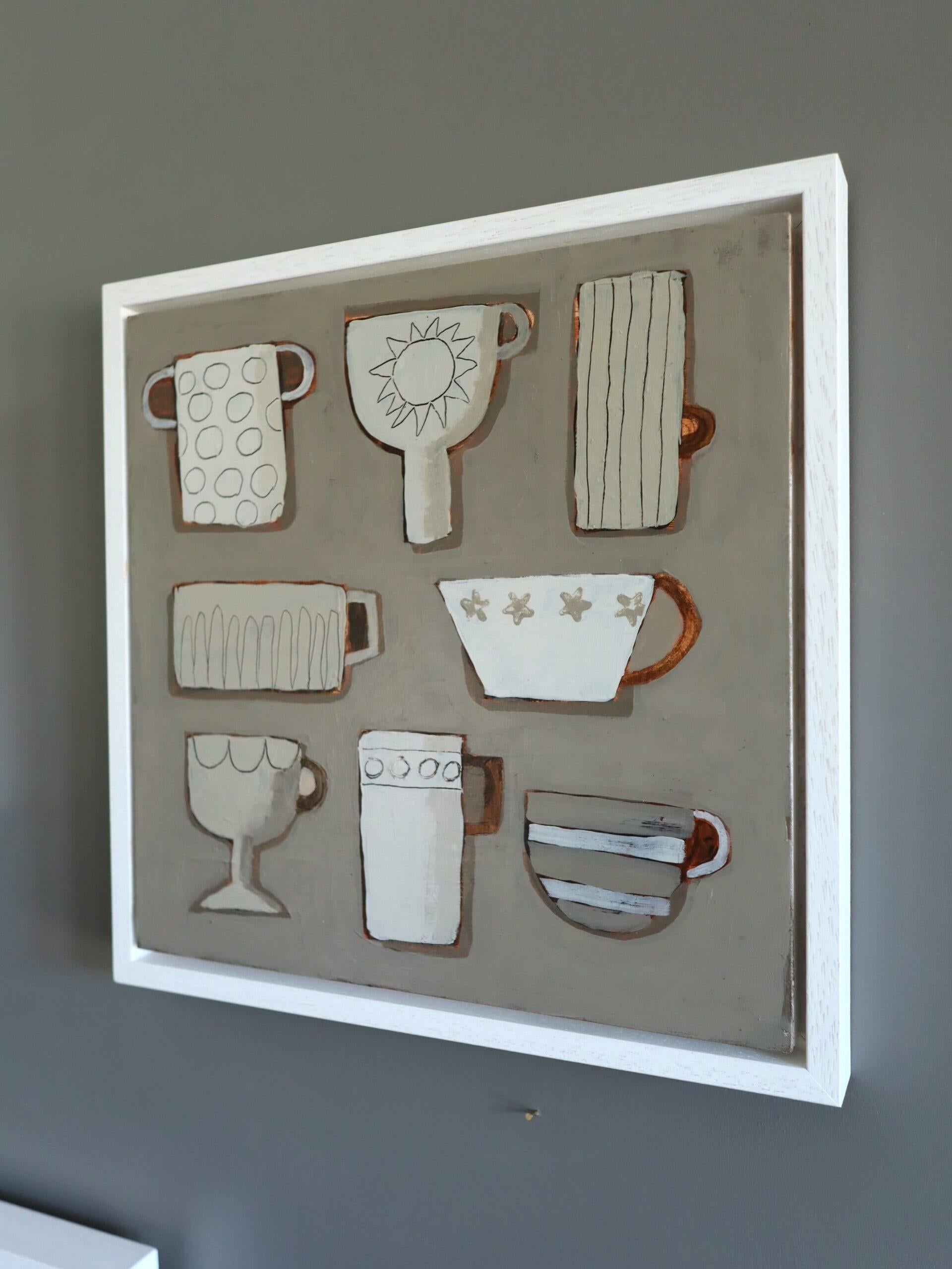 2025 Contemporary Mini British Still Life Acrylgemälde - Cup Collective im Angebot 1