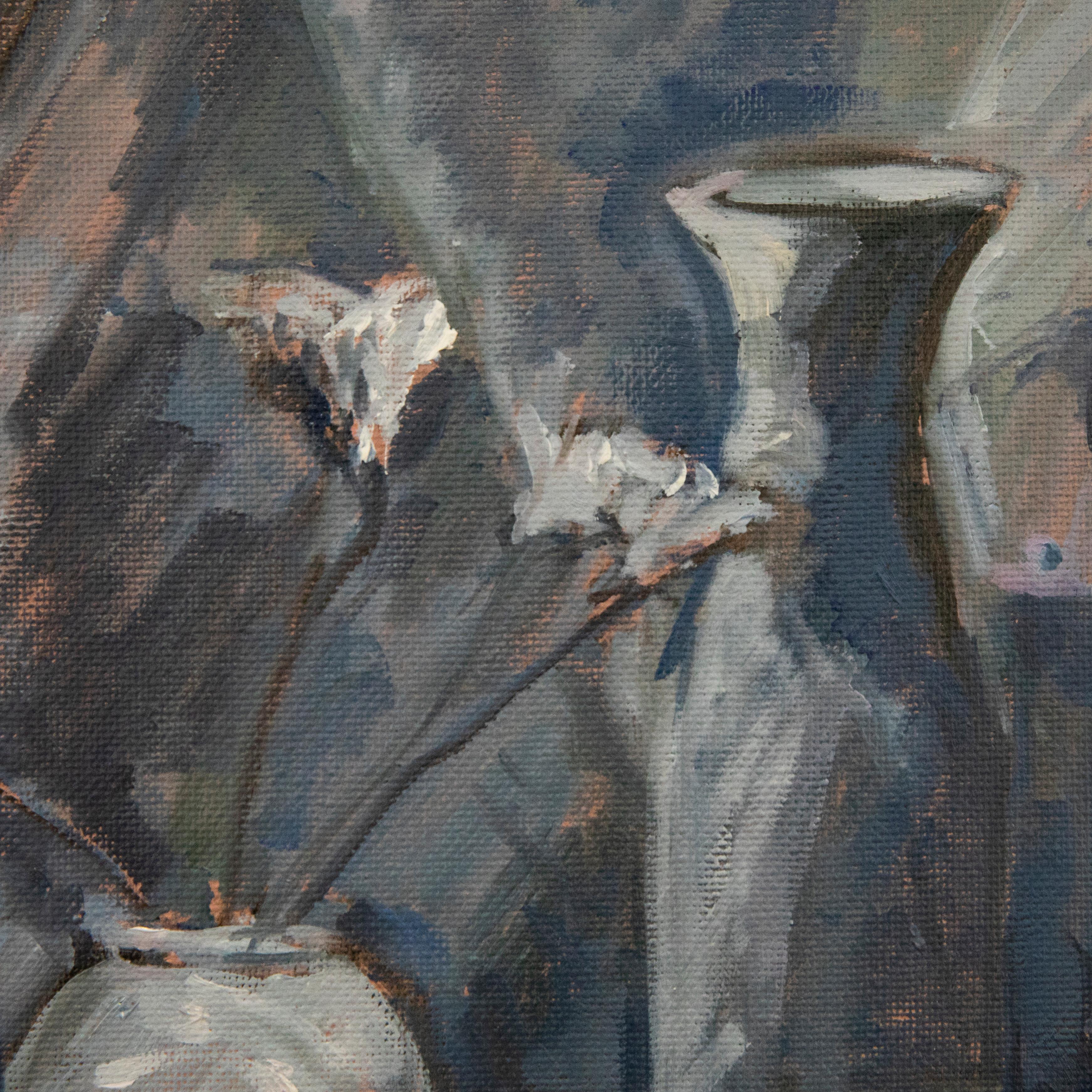 Annette Griffiths - Siglo XX Óleo, Naturaleza muerta en azul en venta 3