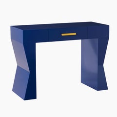 Anni Desk