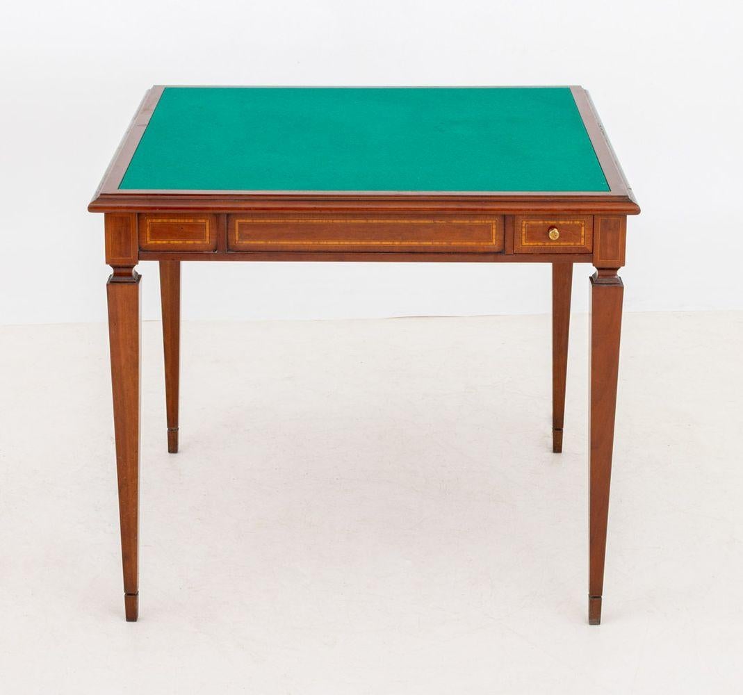 Annibale Colombo Table de jeu en merisier en vente 1
