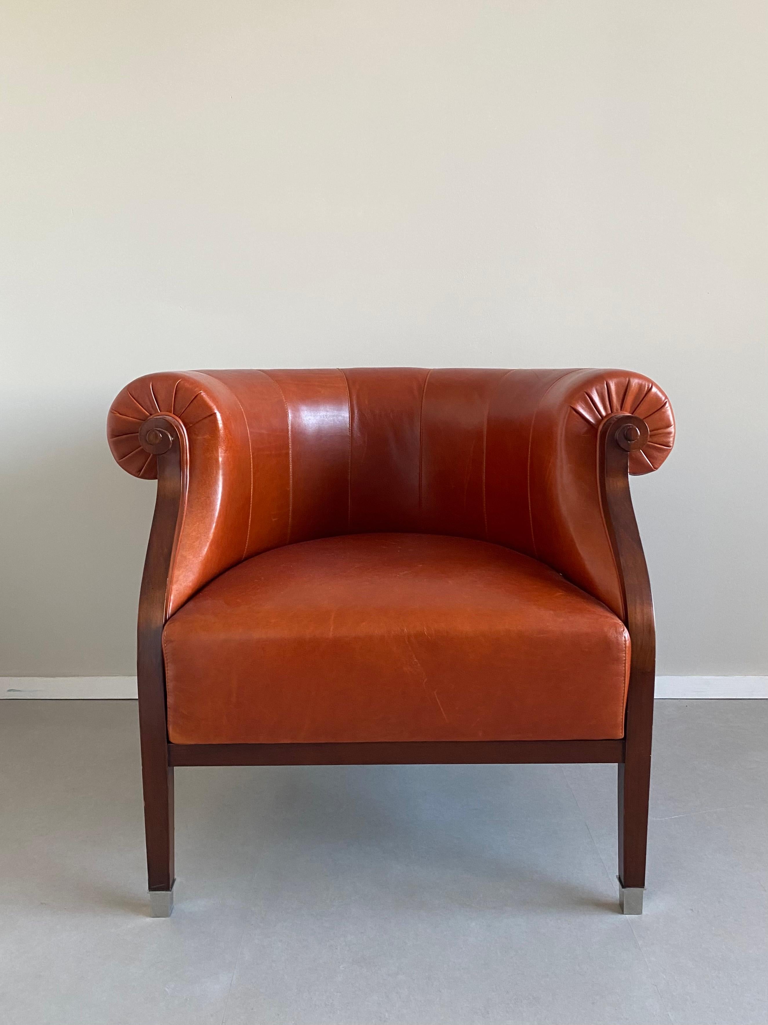 Annibale Colombo Classic Style Leather Armchair For Sale 7