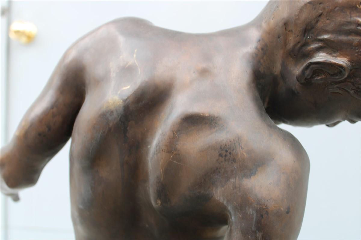 Annibale De Lotto grande sculpture en bronze Boy with Crab 1910 Italie Venise en vente 8