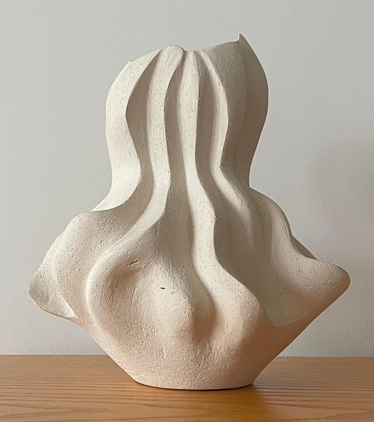 Vaso scultura di Annick Bailly in vendita 1