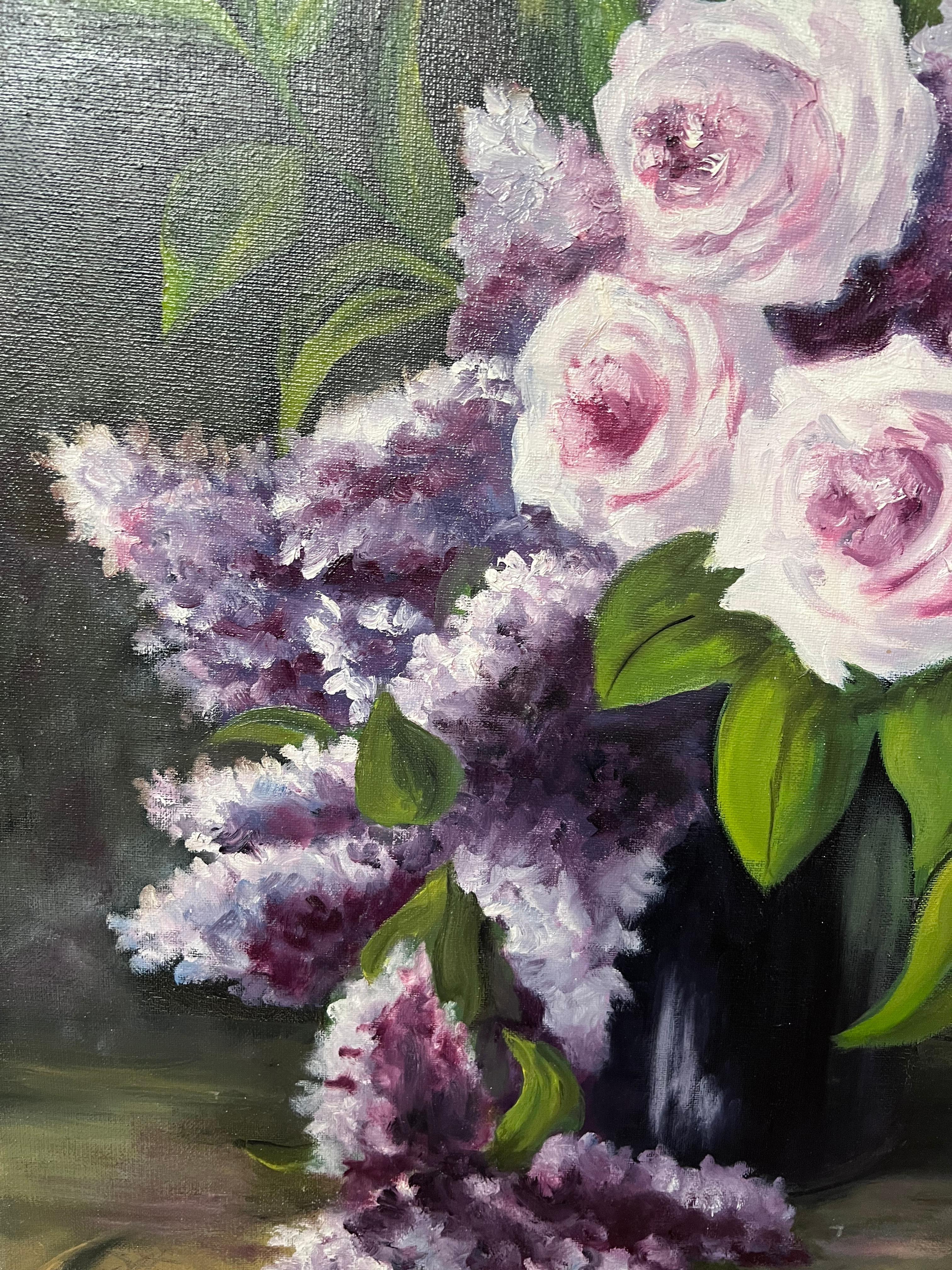 Bouquet di lillà e rose rosa e viola Pittura ad olio francese del XX secolo - Painting di Annie Faure