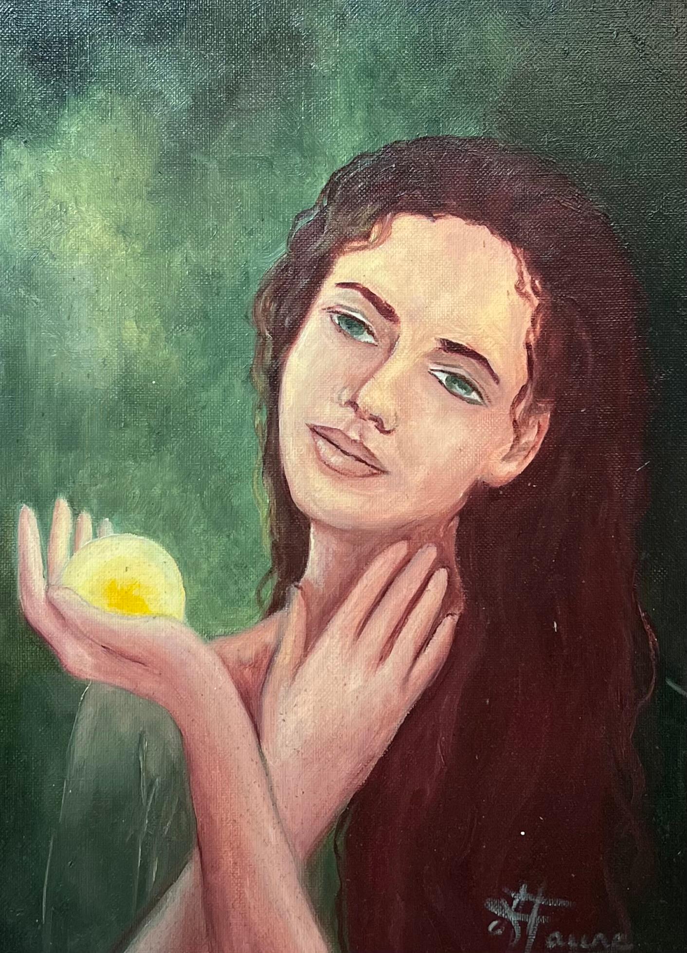 Portrait d'une dame au regard fixe tenant un cristal lumineux dans un cadre vert Français - Painting de Annie Faure