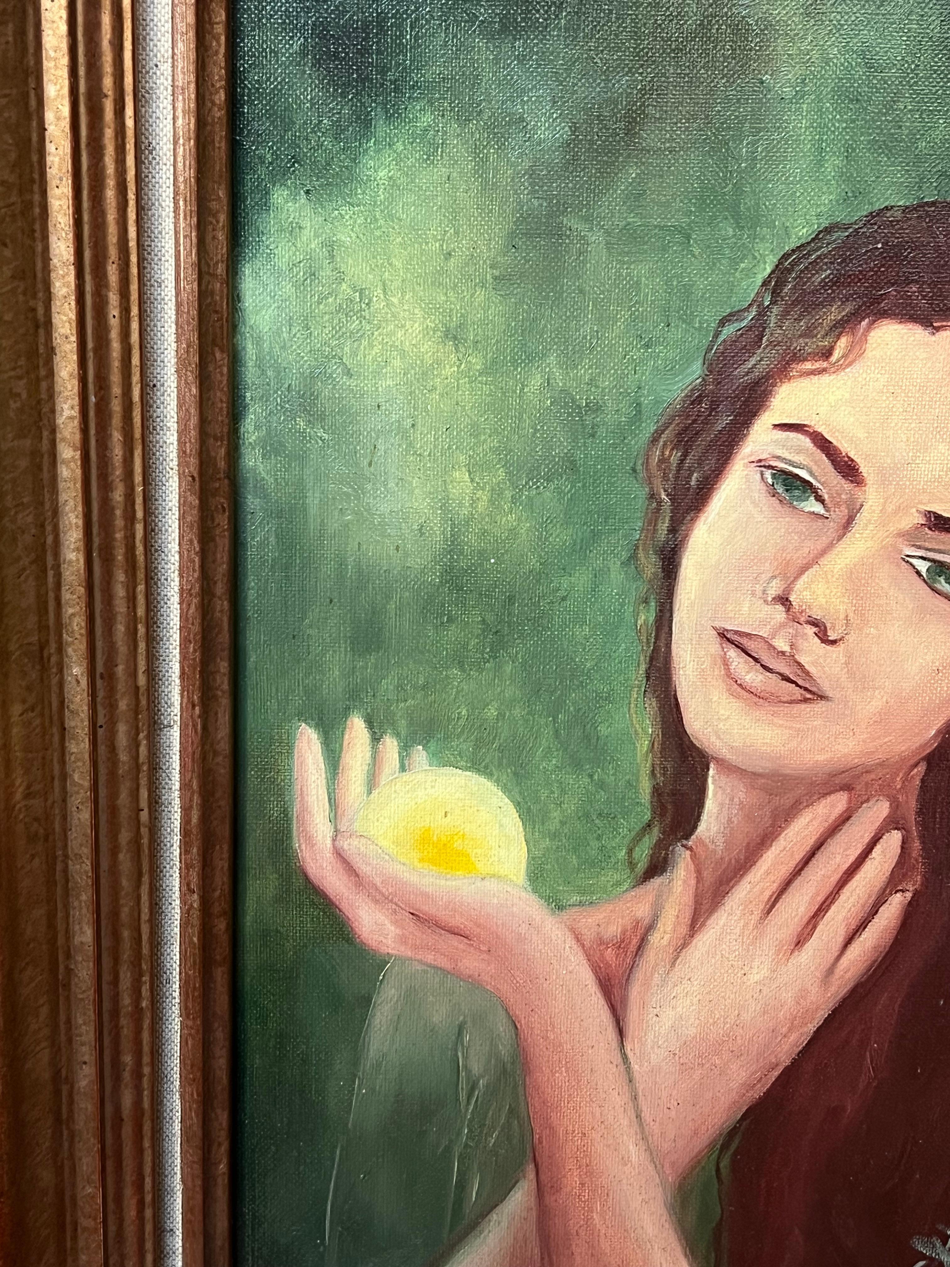 Portrait d'une dame au regard fixe tenant un cristal lumineux dans un cadre vert Français en vente 2
