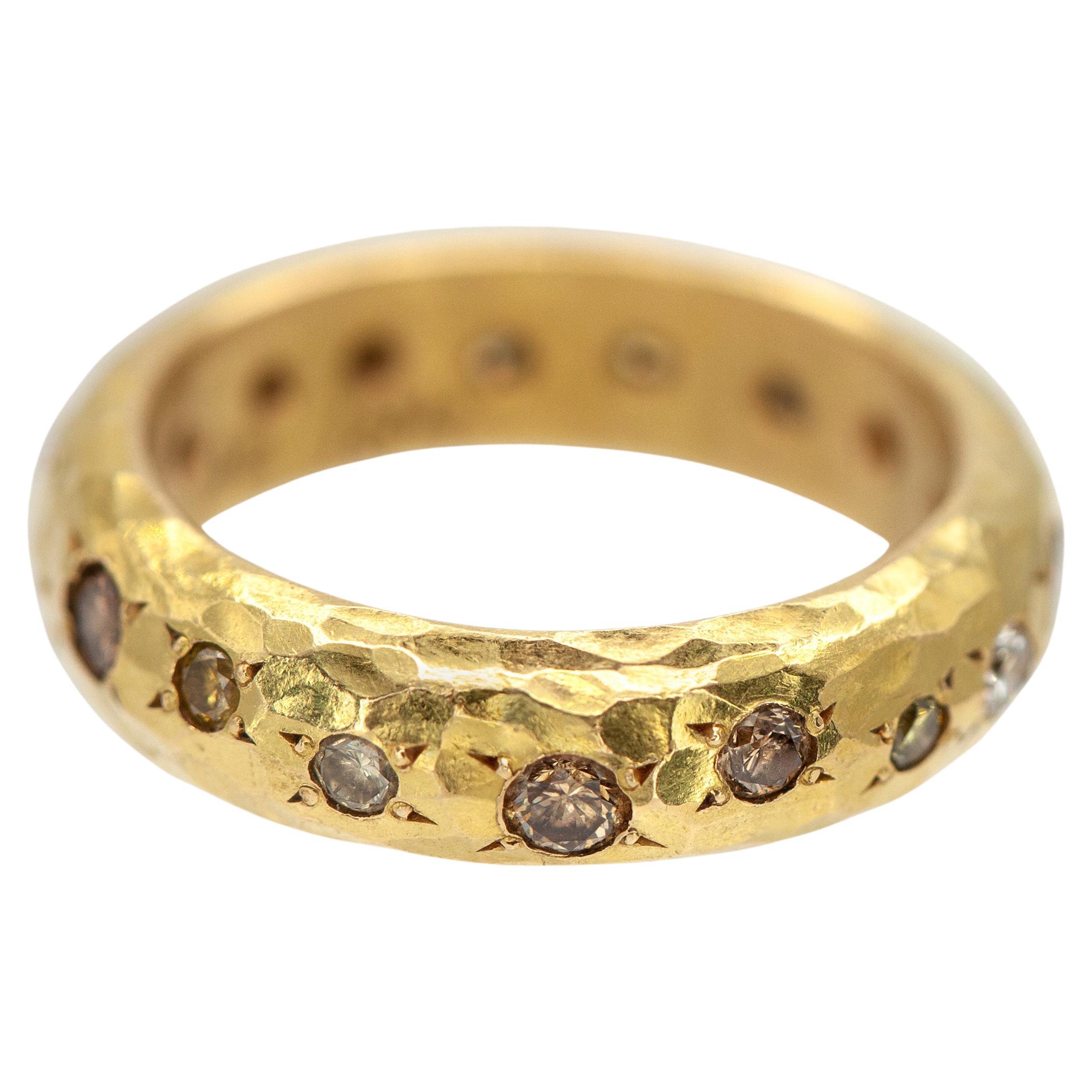 Annie Fensterstock 18K Gelbgold Scattered Fancy Diamond Band Ring im Angebot