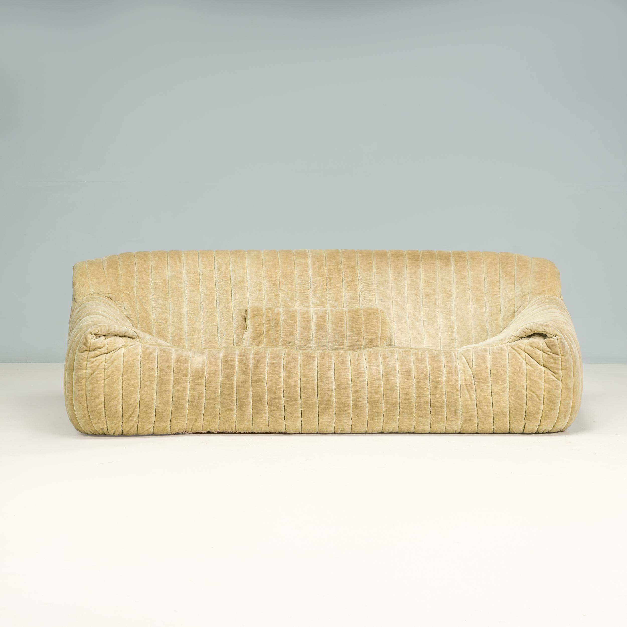 Français Annie Hiéronimus pour Cinna Ligne Roset Canapé Sandra vert 3 places en vente