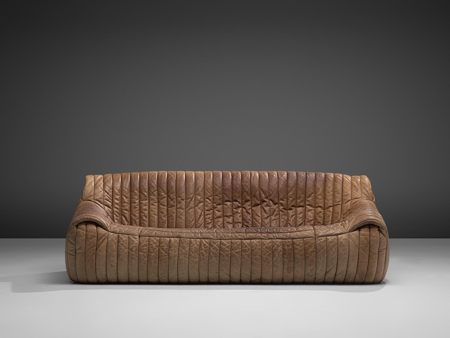 sandra sofa annie hieronimus