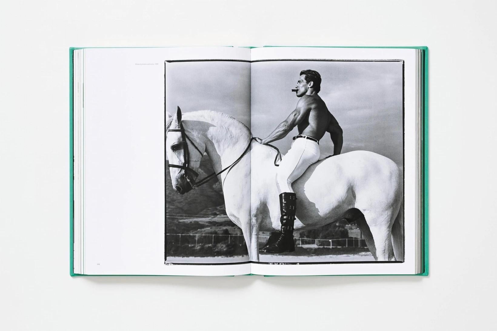 ARNOLD Schwarzenegger. Sigined Annie Leibovitz ChromaLuxe Aluminum Print & Book For Sale 11