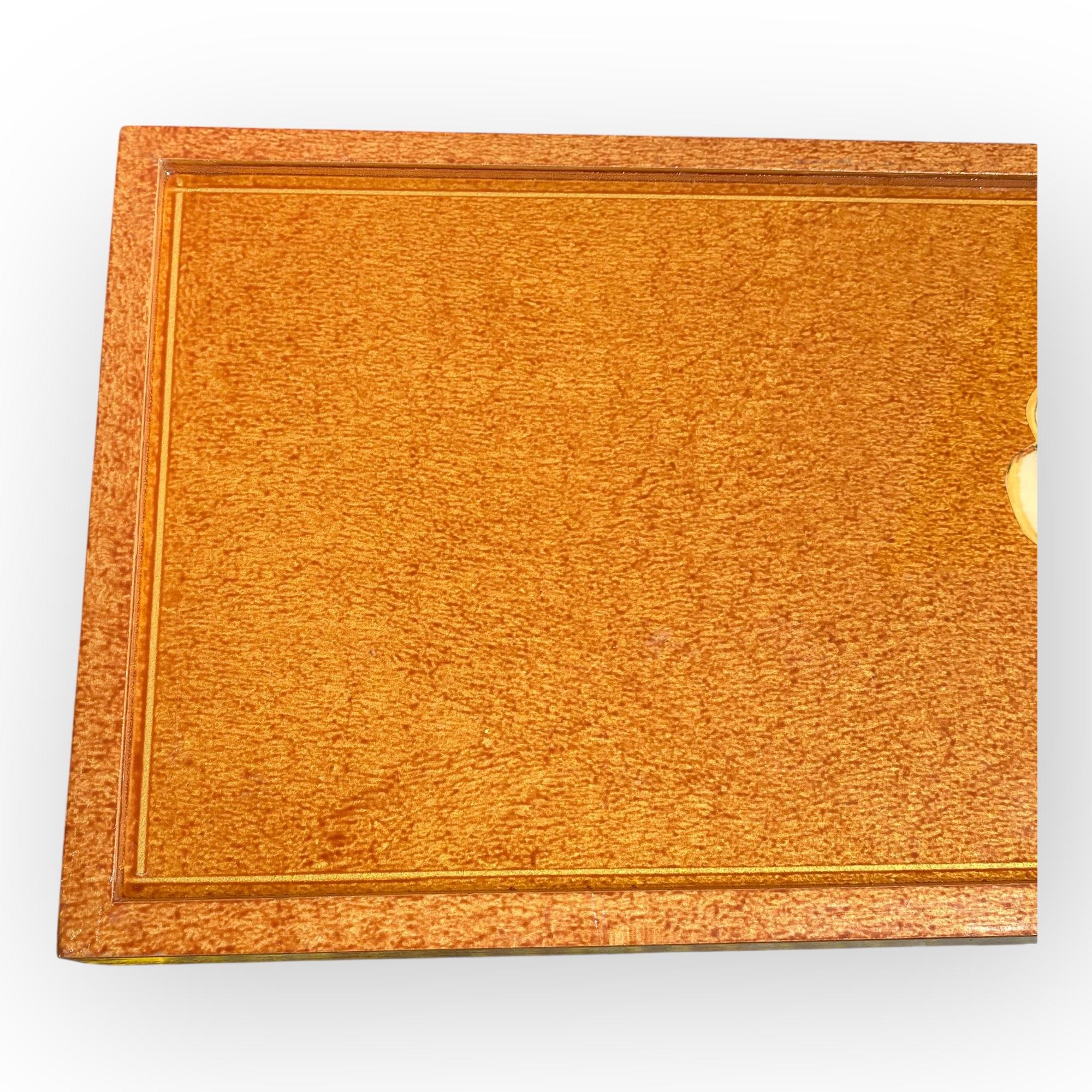 Annie Modica Florentine signiert lackiert Serviertablett im Angebot 6