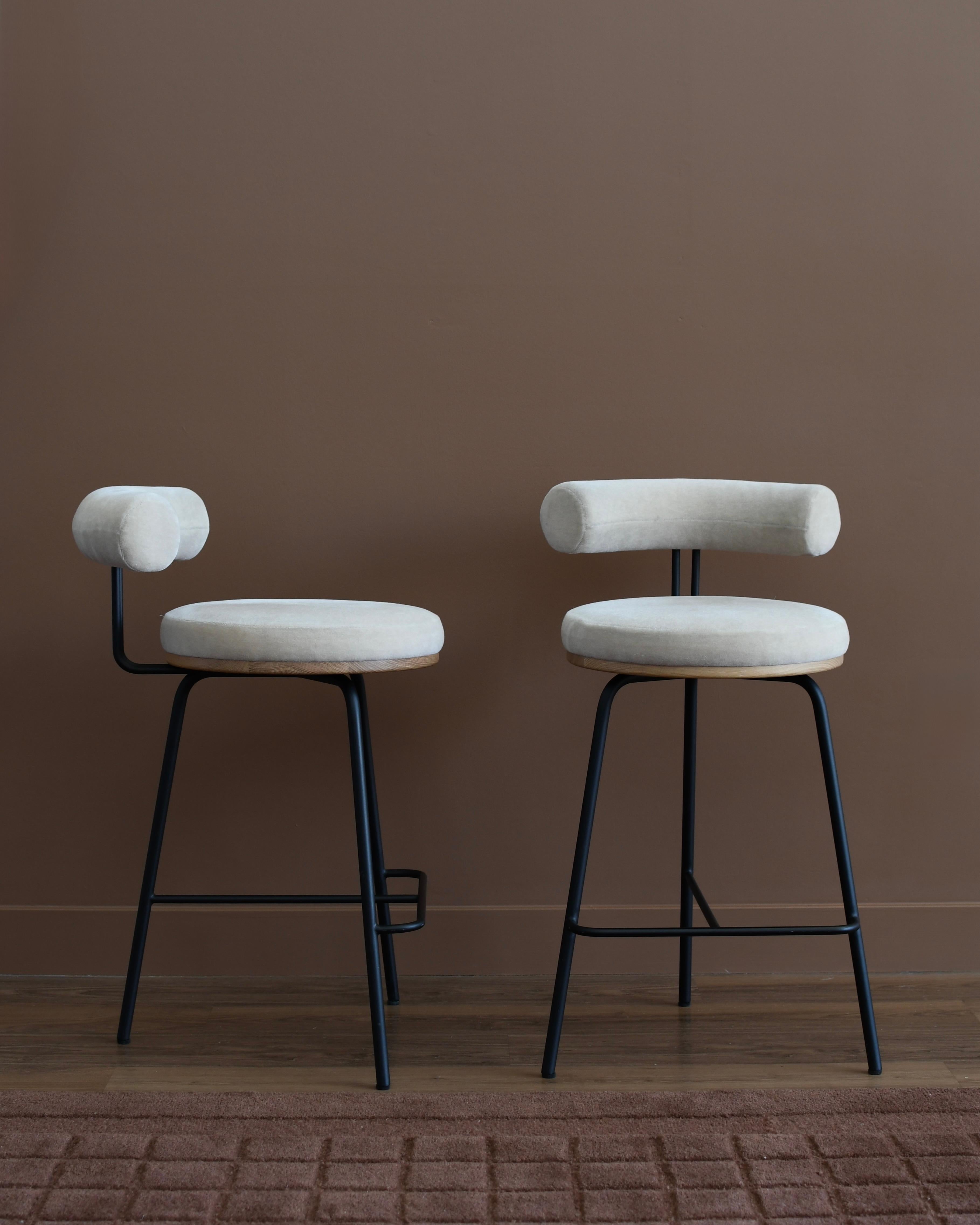 Annie Stool In New Condition For Sale In Los Angeles, CA