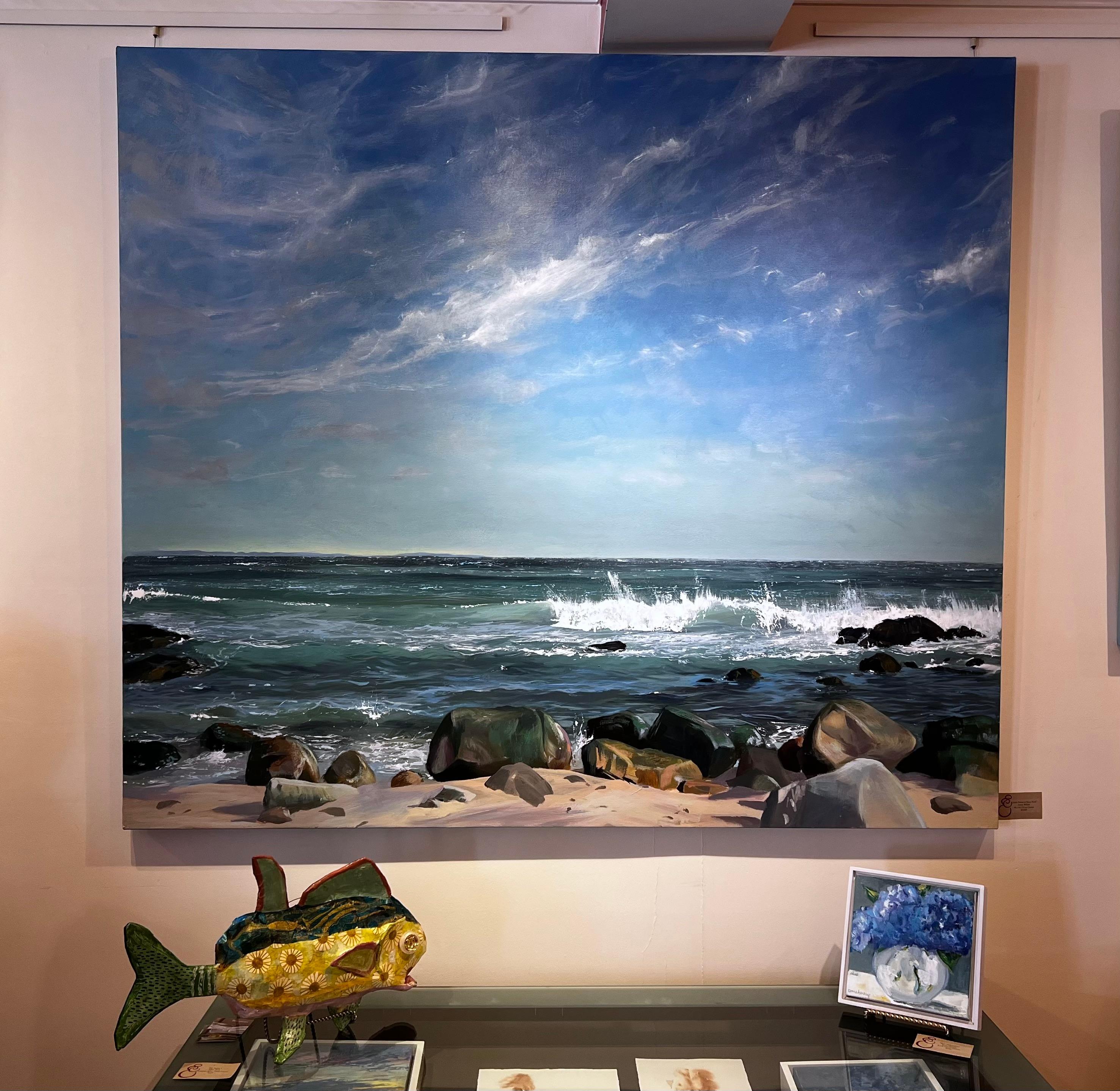 Großformatiges Ölgemälde „Mid Summer Rocks“ mit Wellen und Felsen am Strand – Painting von Annie Wildey