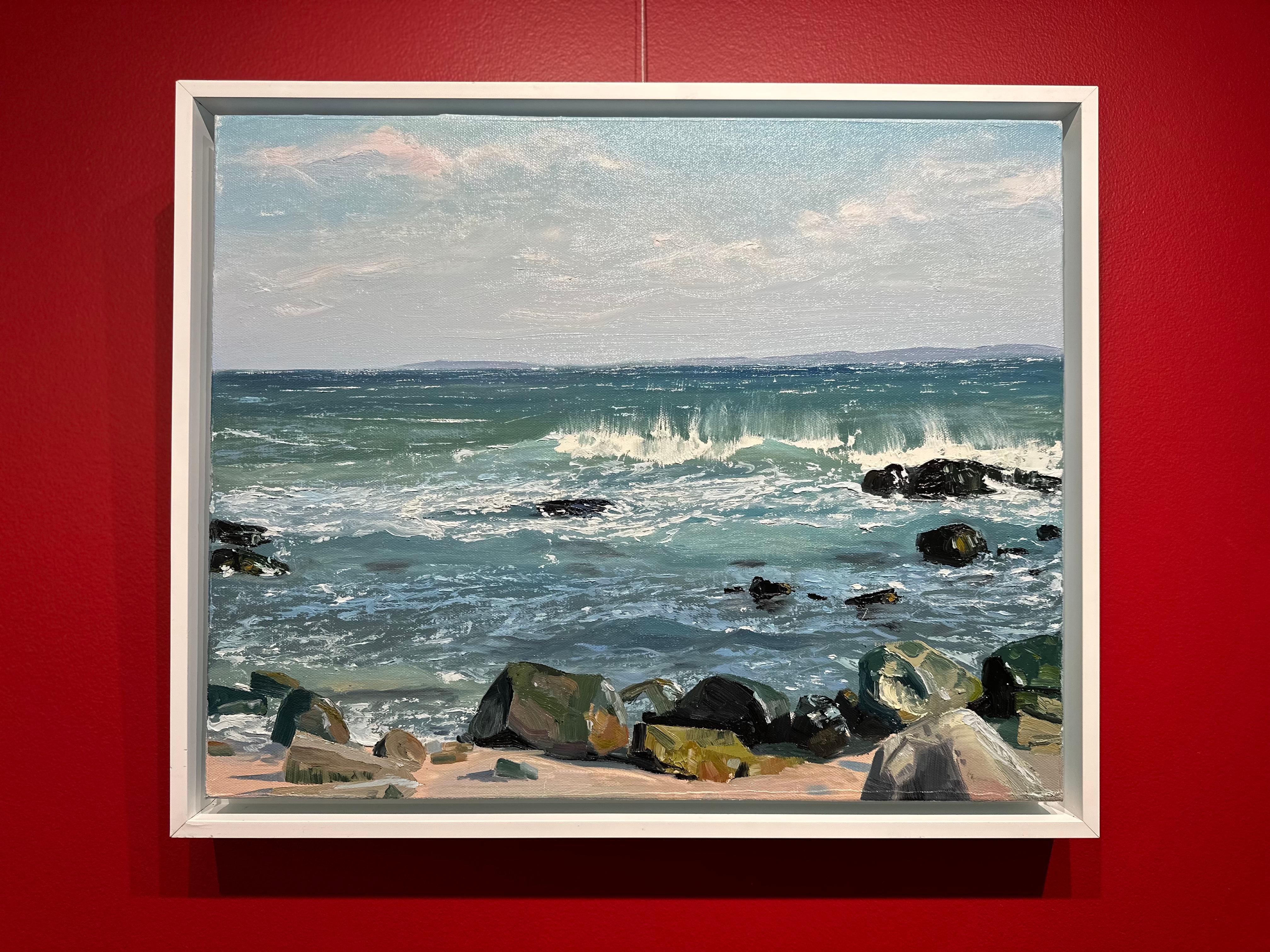 „Summer Rocks n' Surf IV“, Ölgemälde mit Wellen, die auf Felsen im Meer stürzen (Blau), Landscape Painting, von Annie Wildey