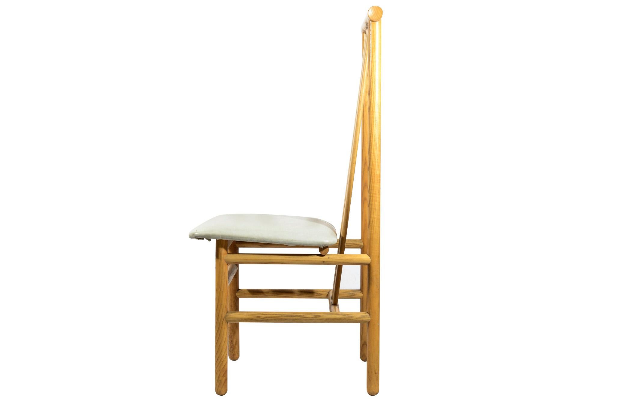 Annig Sarian,
Set of eight chairs, model Zea, 
Wood,
Italy, circa 1980.

Measures: Height 103 cm, width 41 cm, depth 52 cm, seat height 45 cm.